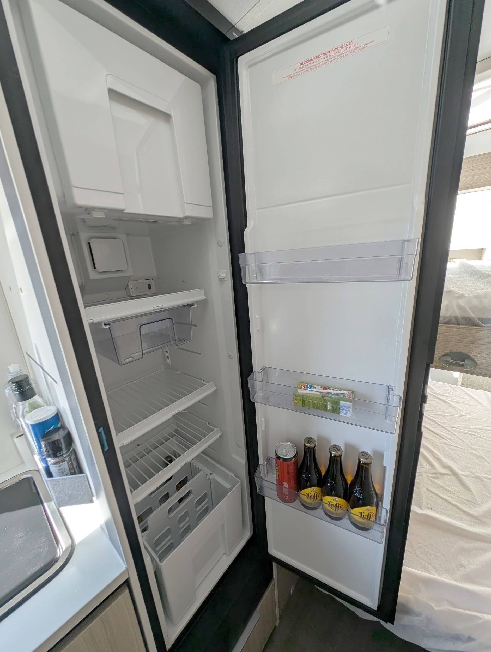 Adria adria twin axess 600 sp family