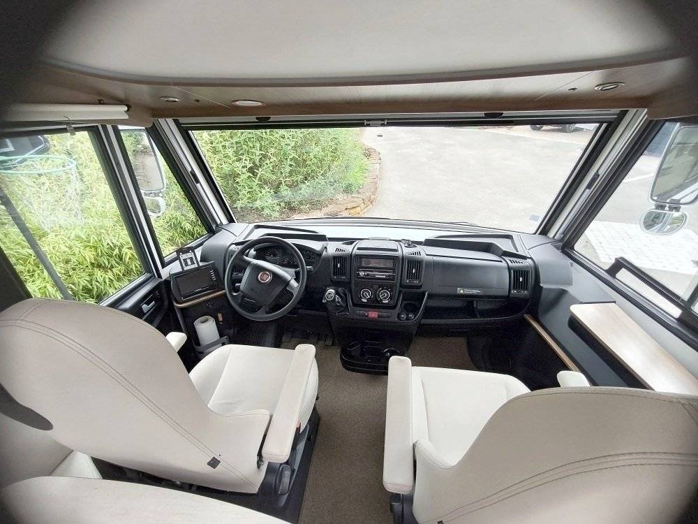 Pilote pilote G700 sensation