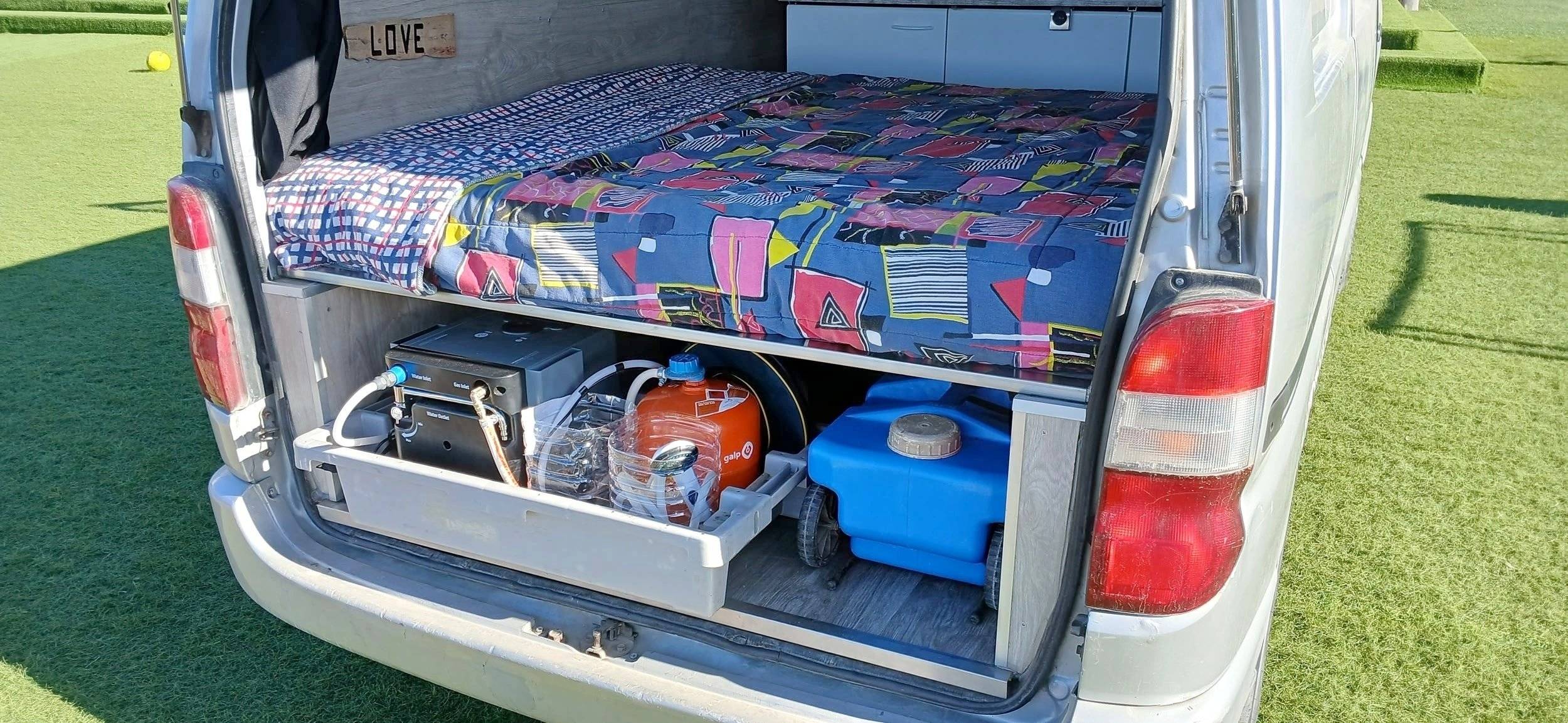 Couchages Toyota HiAce - Yescapa