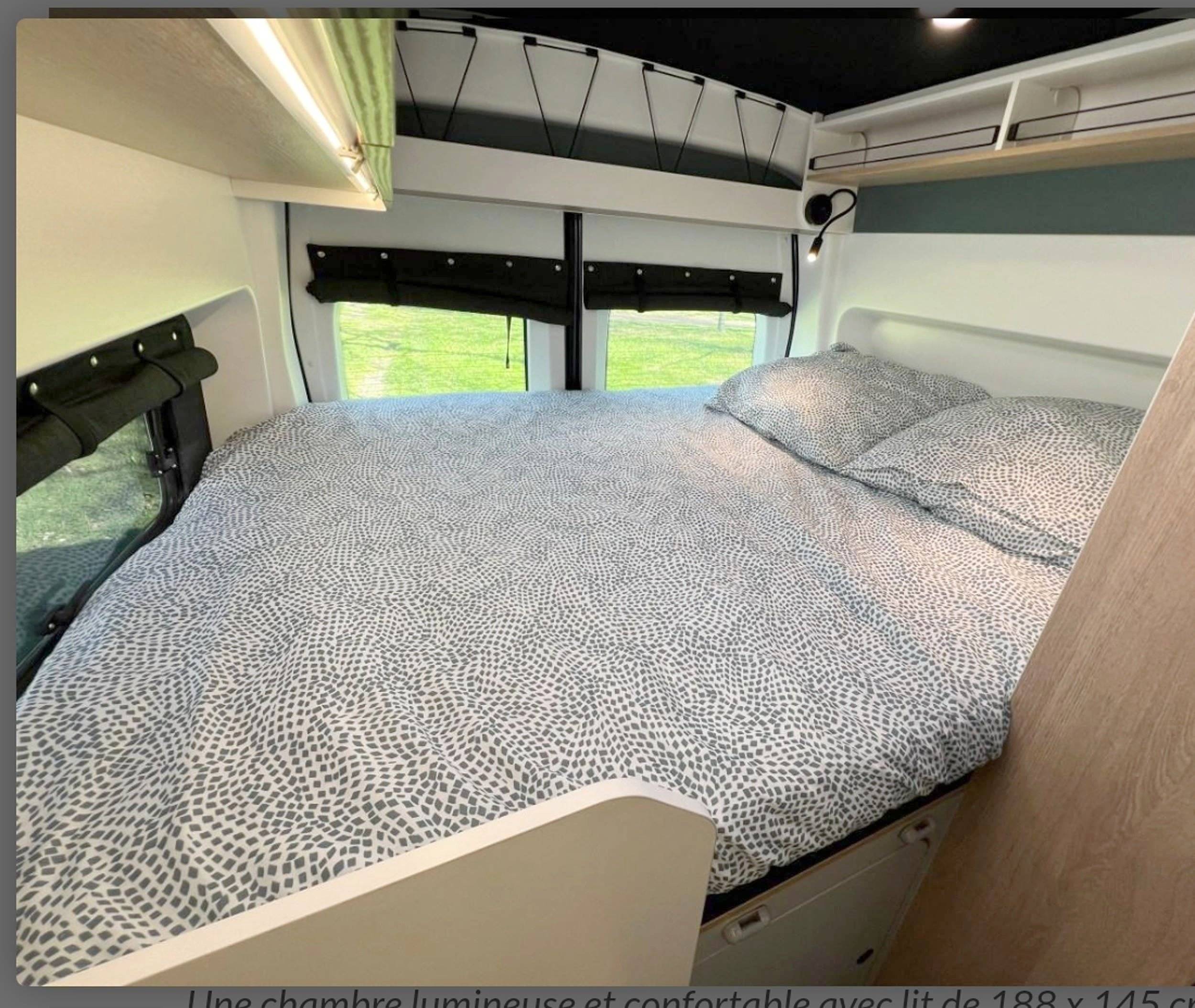 Dormidas Ford Transit 2,0 l 170 ch - Yescapa