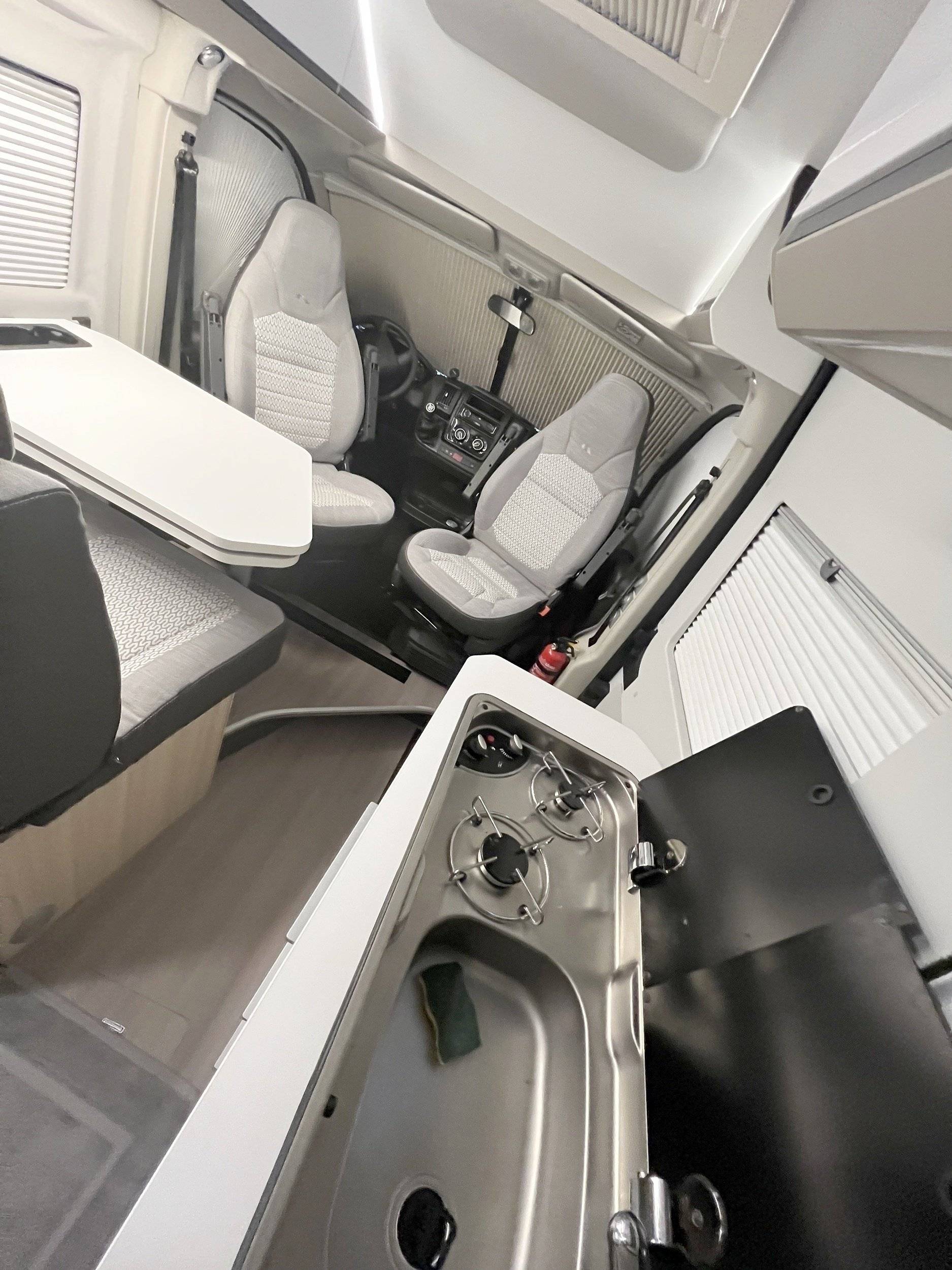 Adria twin plus 600 spt family