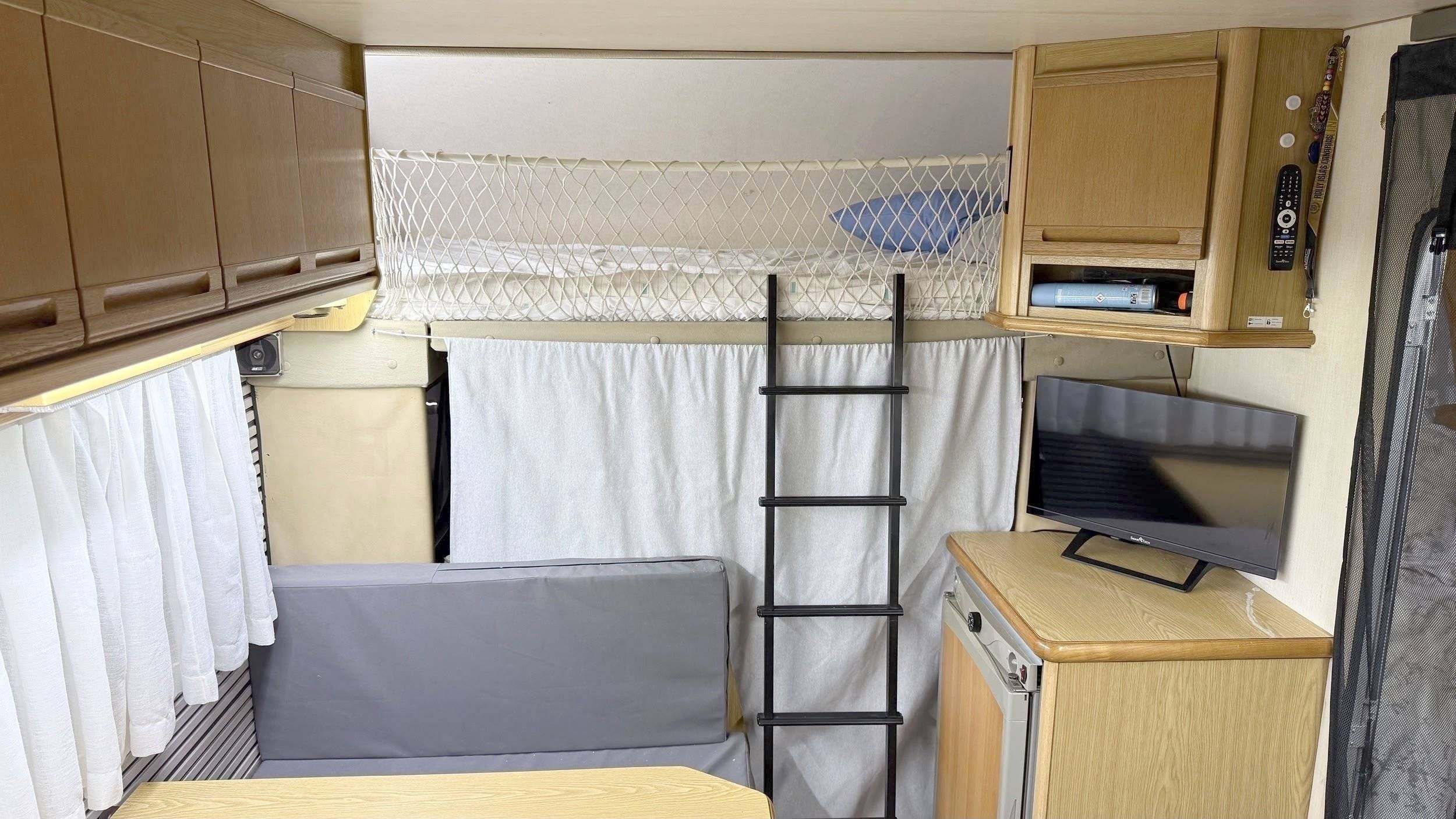 Camper Track 
