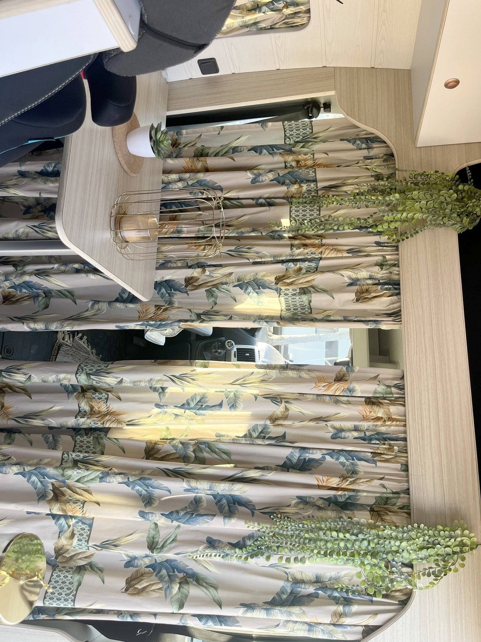 Coin repas Fiat Ducato 2,3 l 120 ch - Yescapa