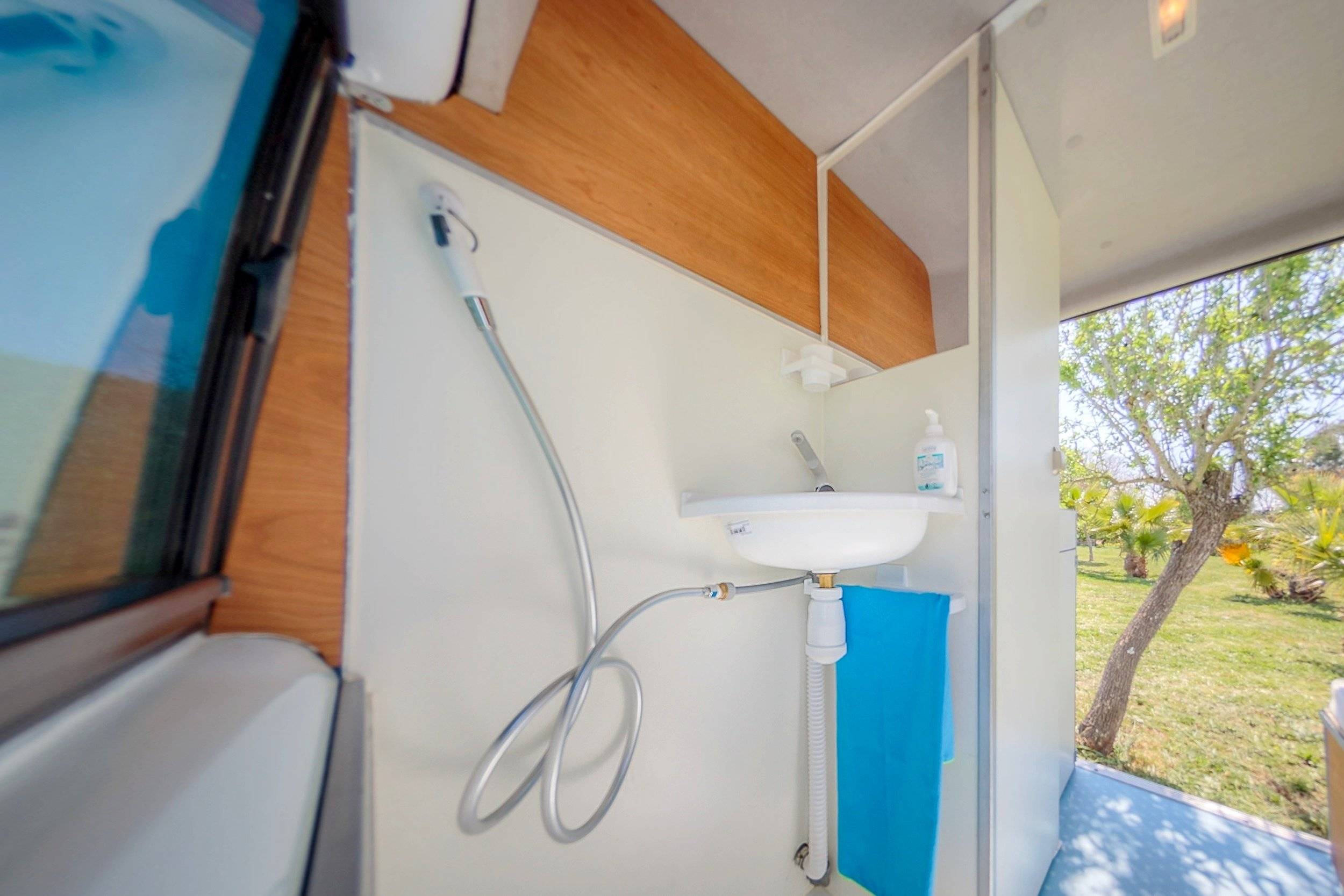 FORD TRANSIT CAMPERIZADO CUSTOM 2019