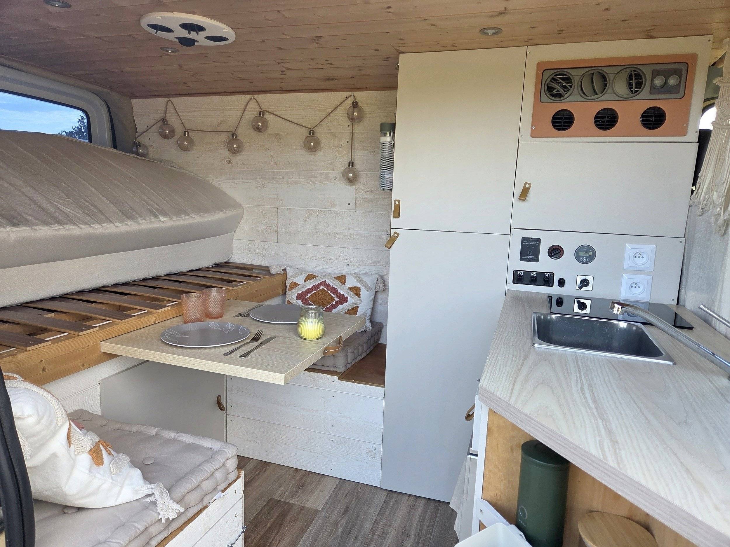 Dinette Renault Renault master - Yescapa