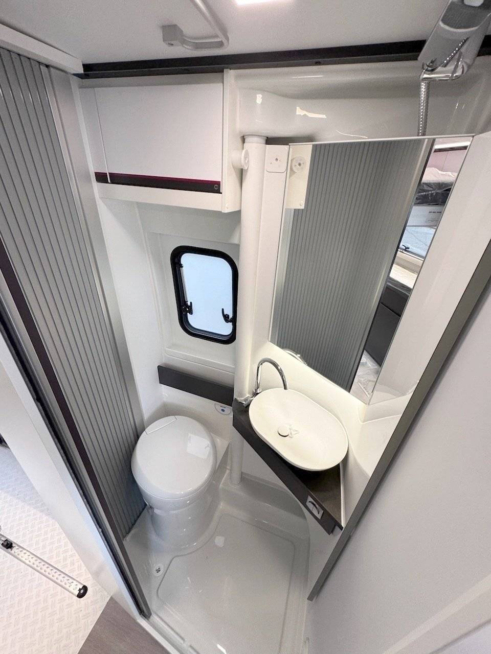 Adria Adria twin 640 sport SGX