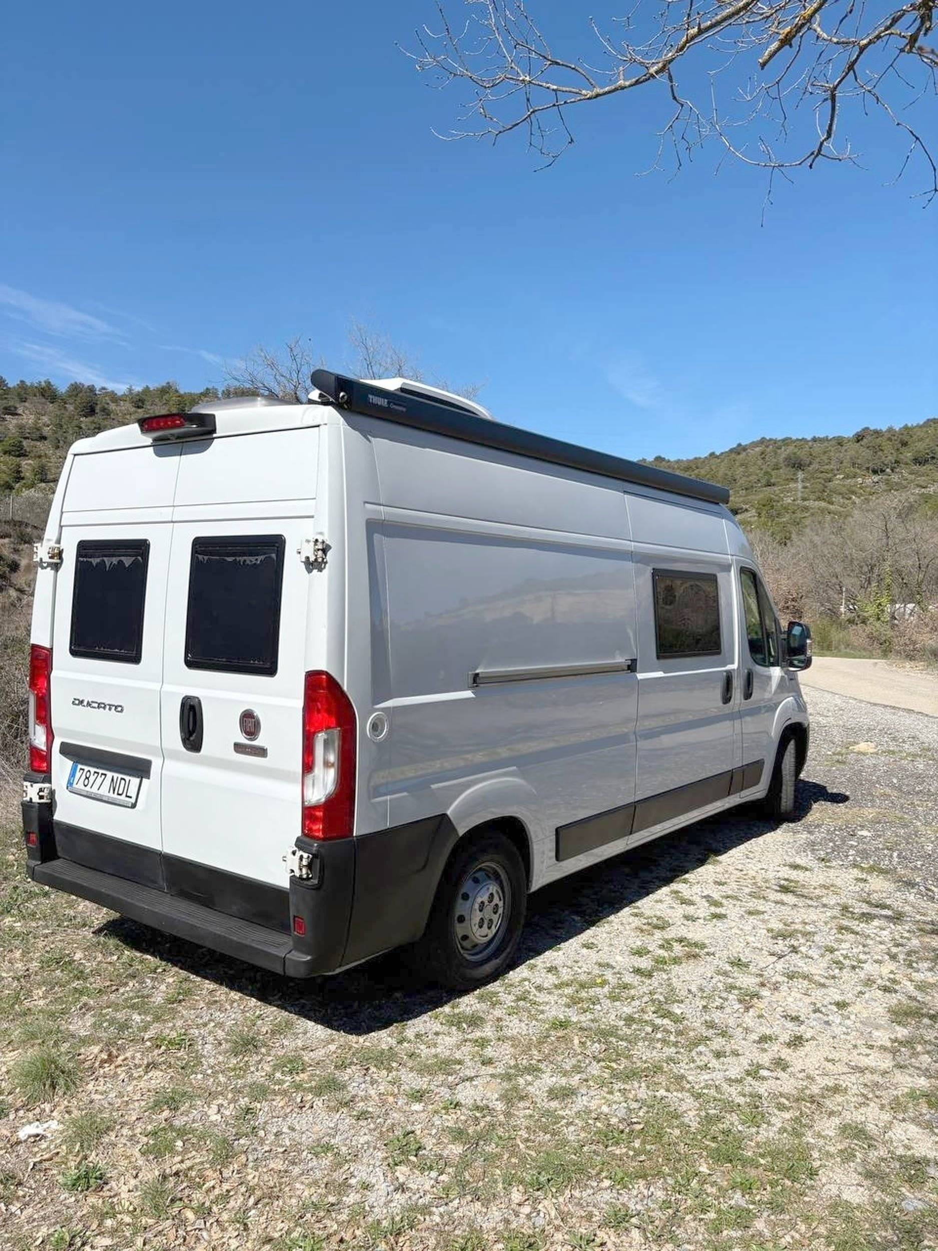 Camper Track DUCATO CAMPER VAN