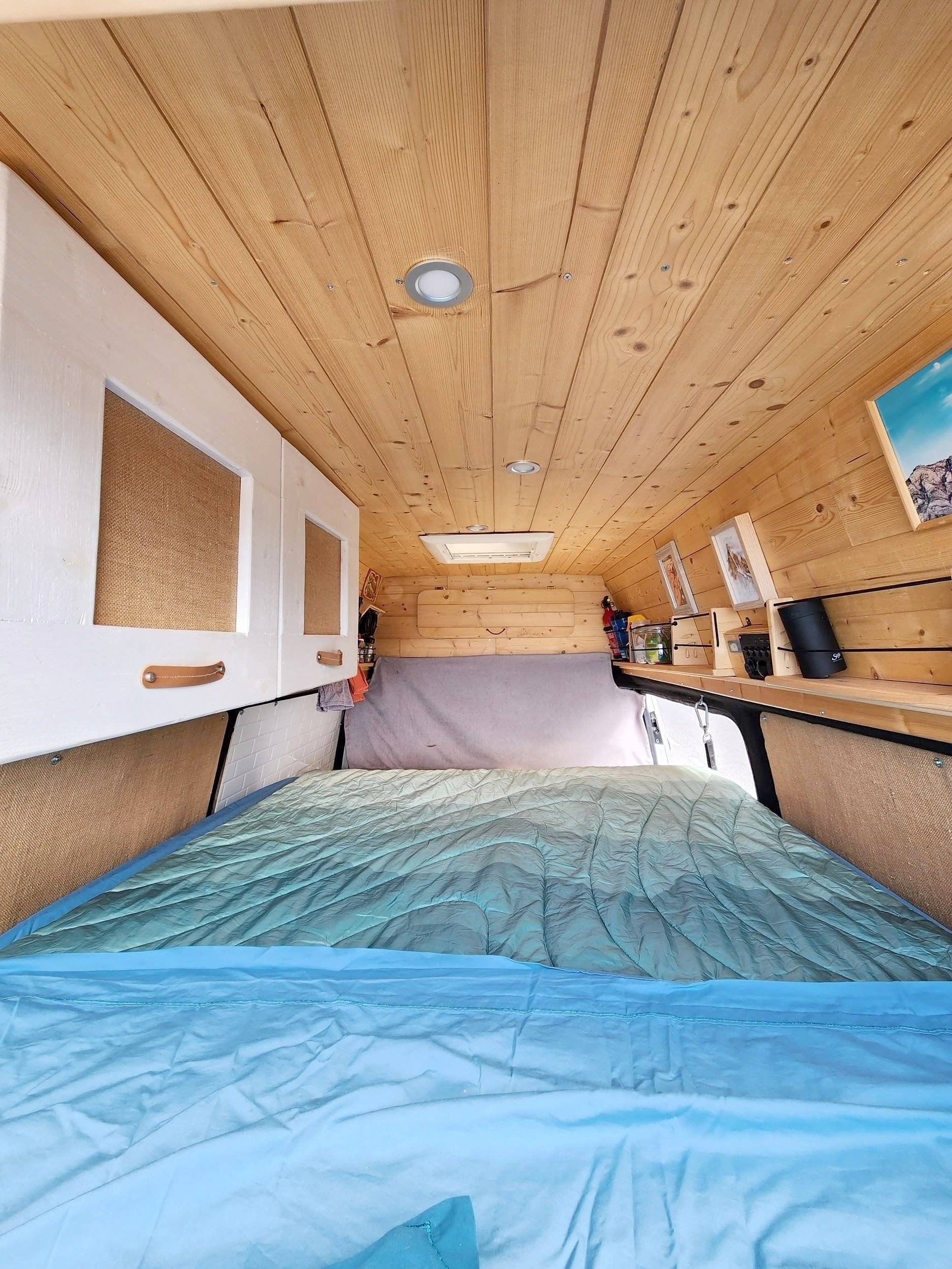 Volkswagen T5 2,0 l 102 ch