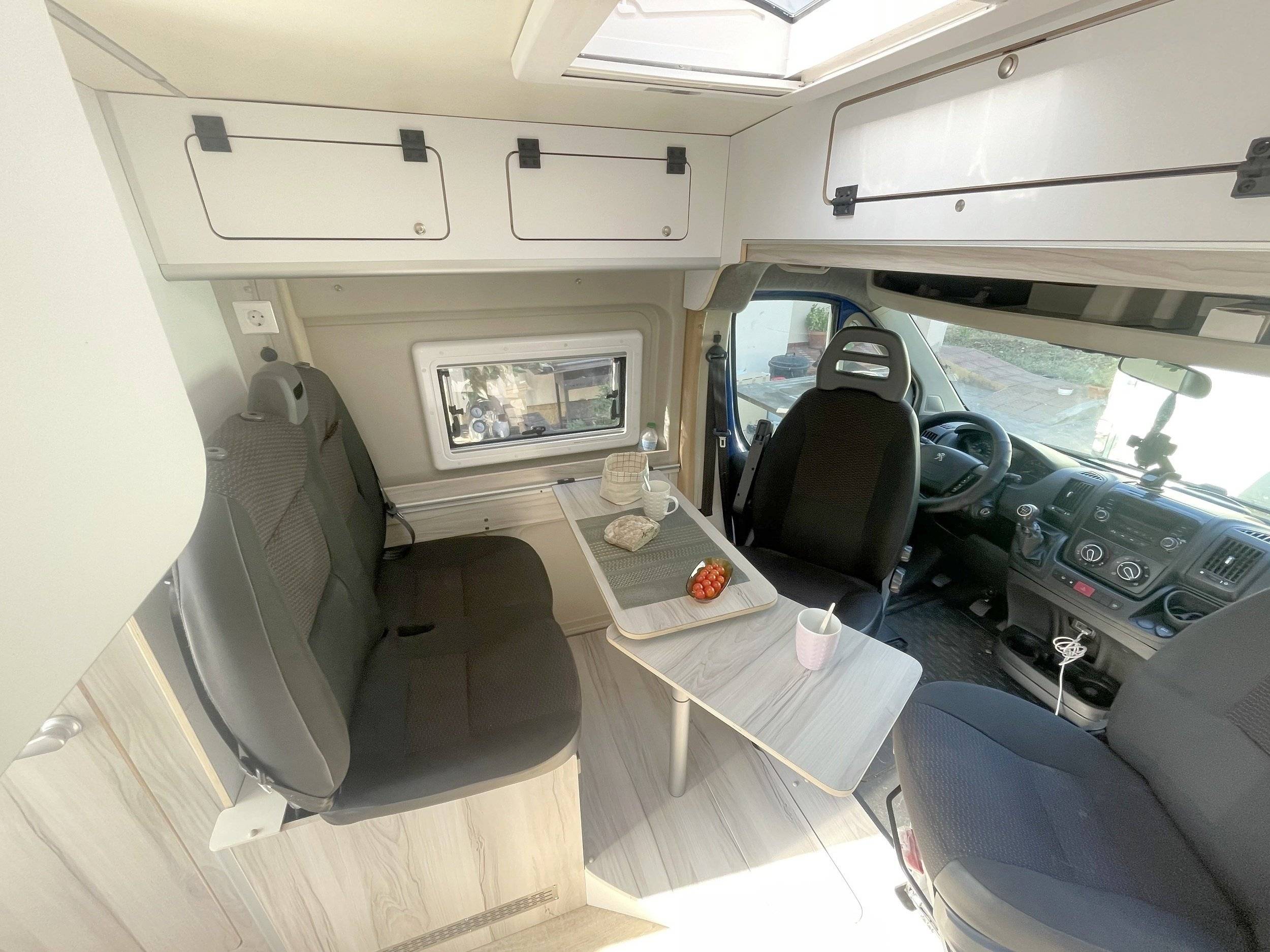 Peugeot Boxer 2,0 l 130 ch