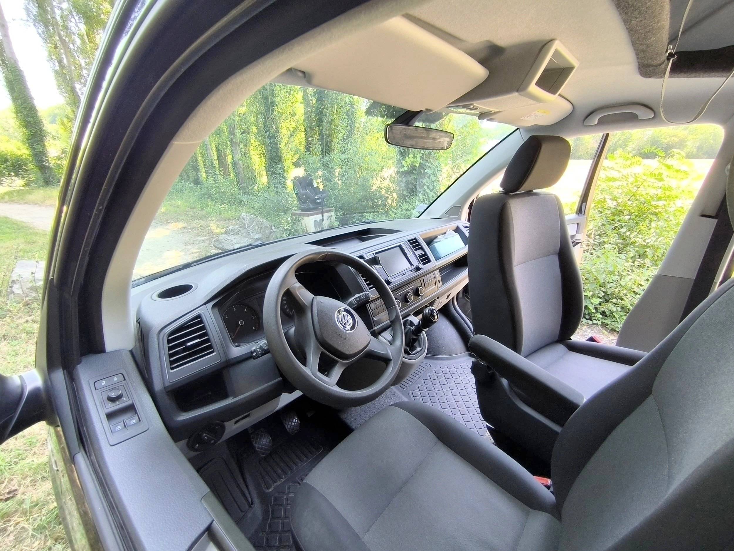 Volkswagen T6 Court L1H1 2 l 102 ch