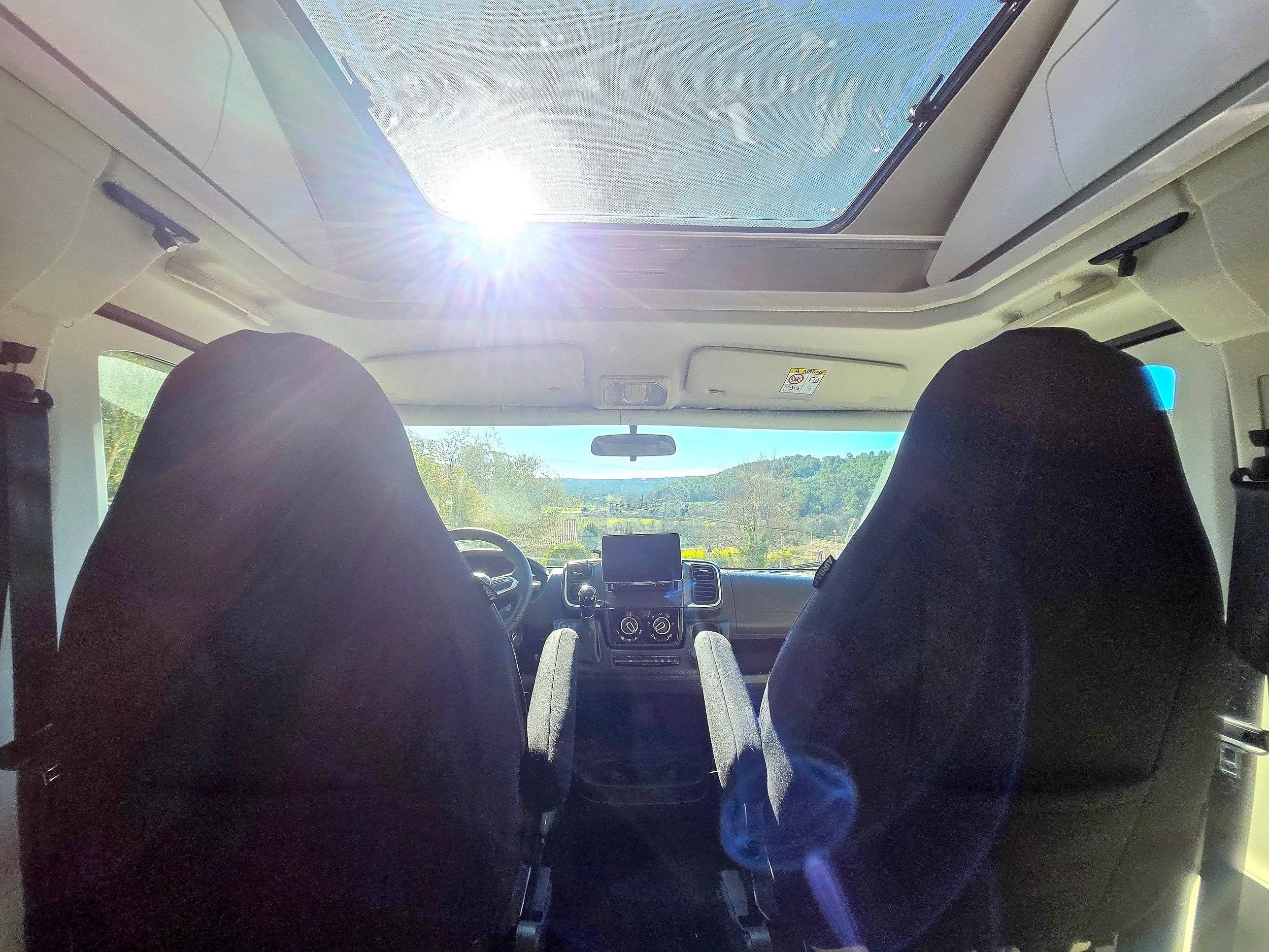 Adria Adria matrix plus 670 DC