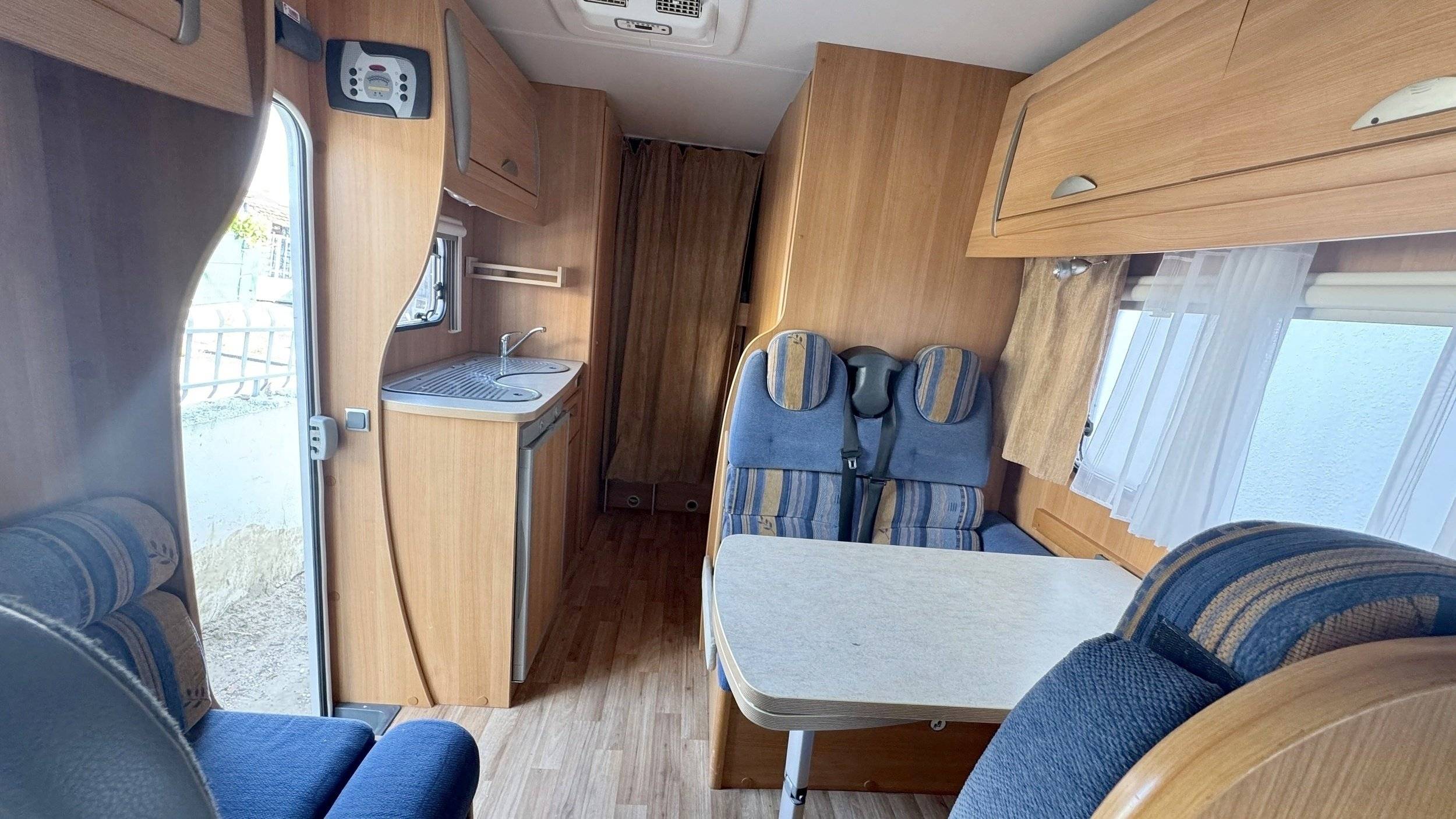 Challenger Transit 2,2 l 140 ch