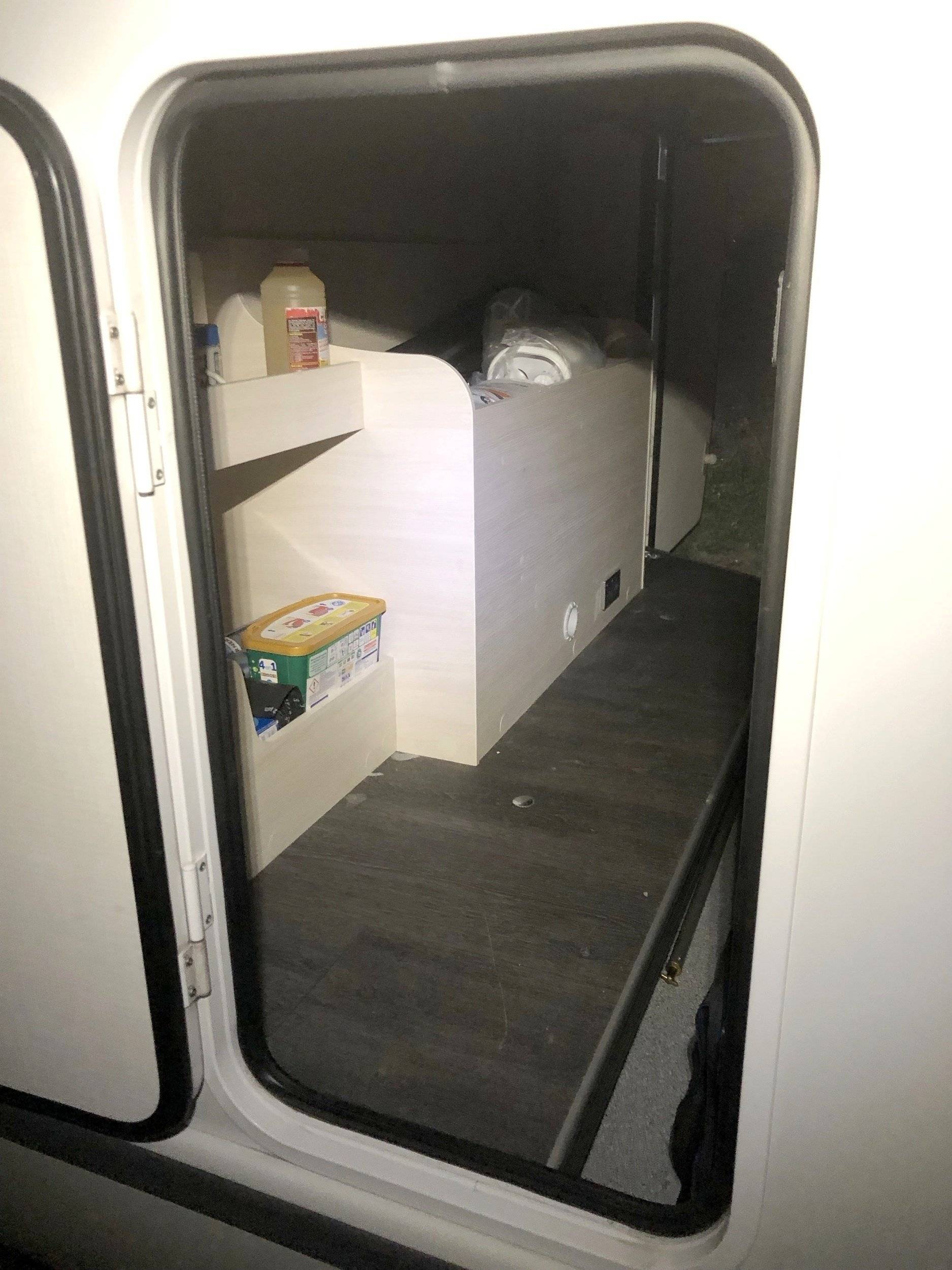 Challenger Challenger VIP C194