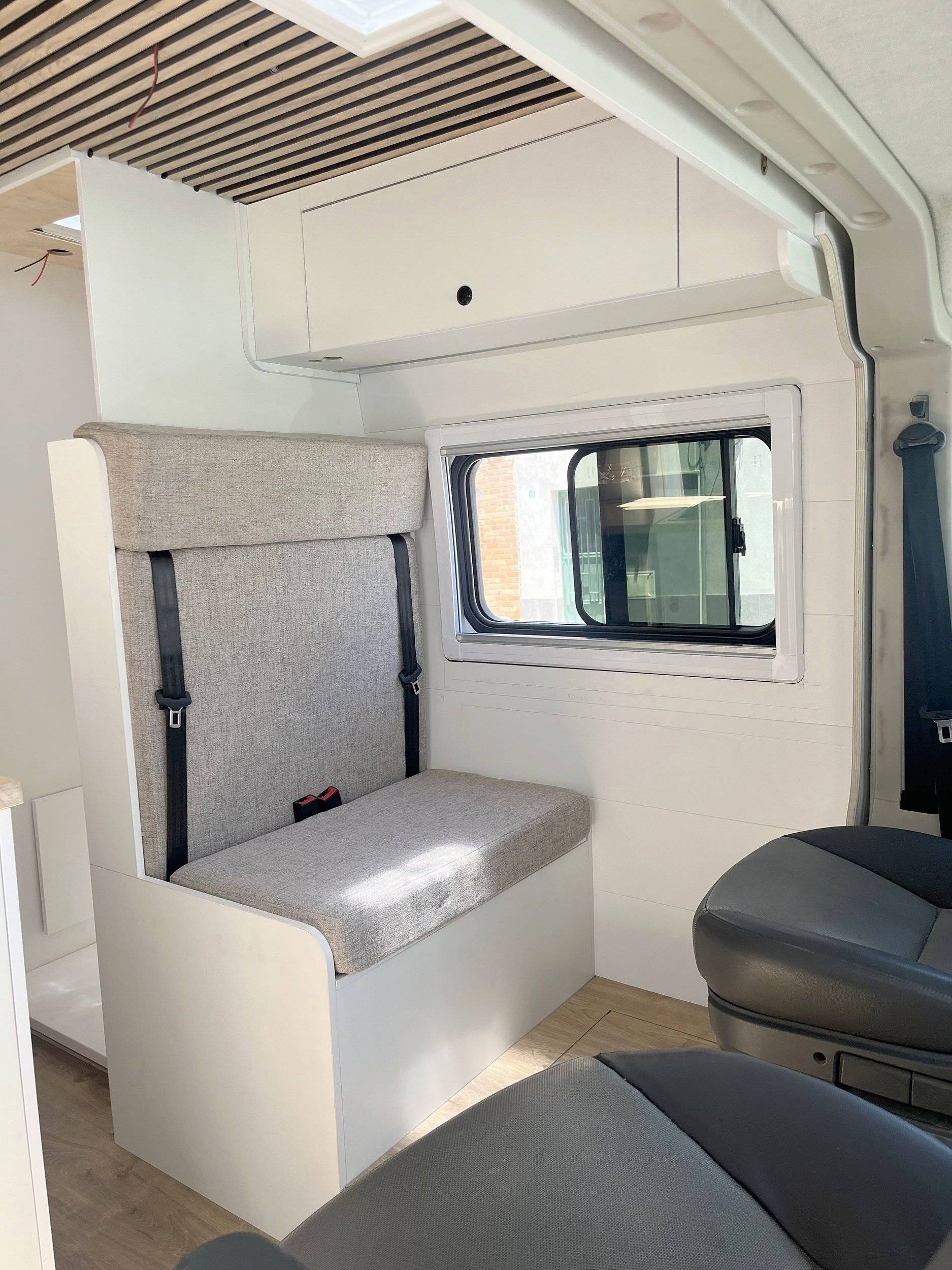 Dinette Citroën Citroën jumper - Yescapa