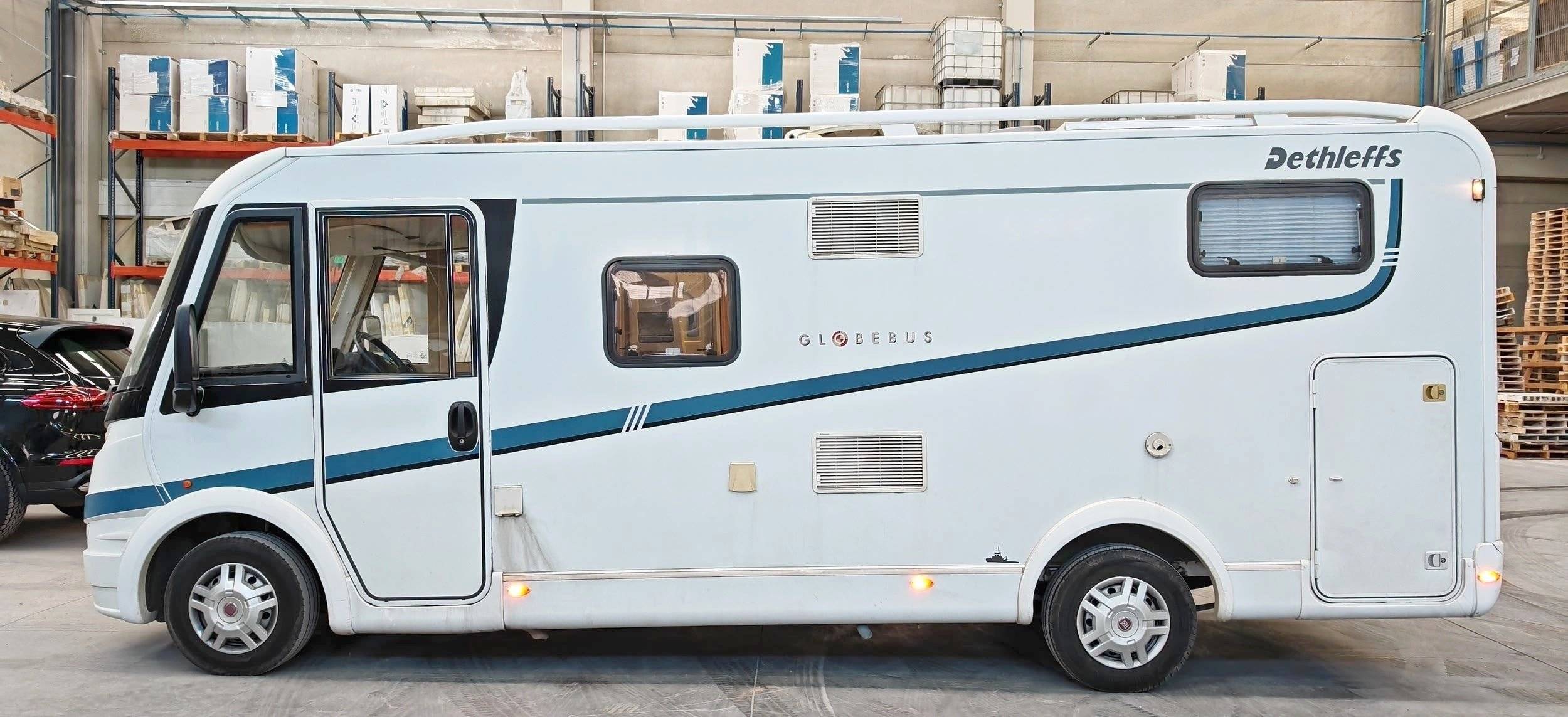 Vista de 3/4 Fiat Ducato 2,3 130 ch - Yescapa