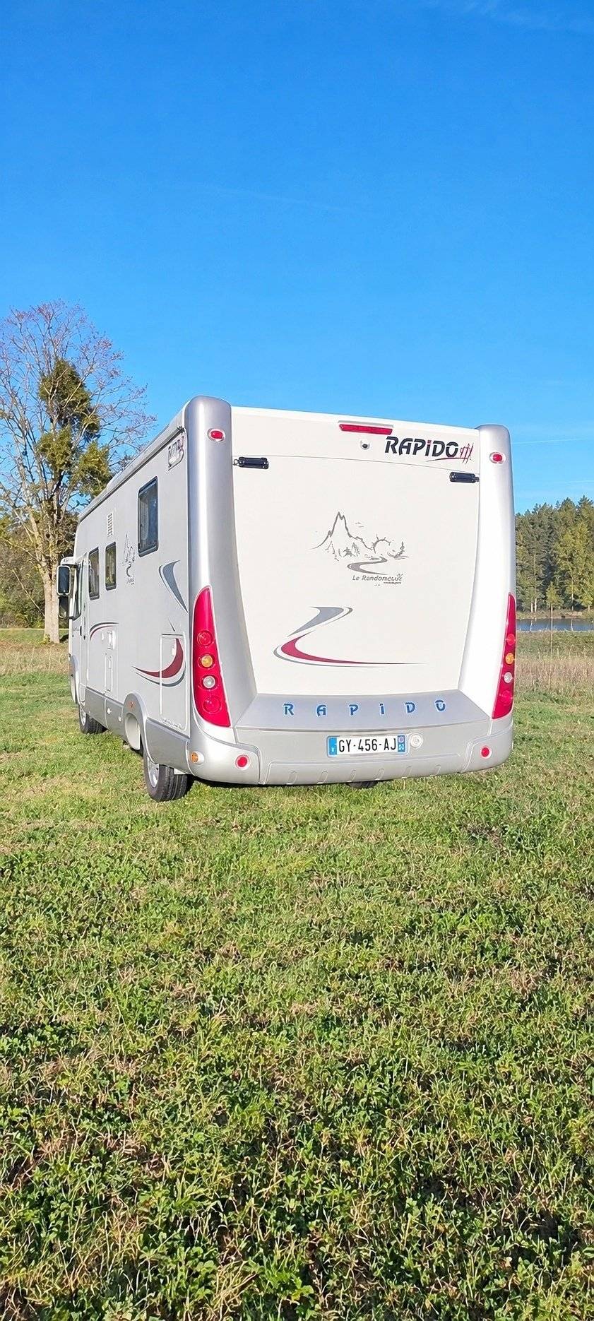 Rear view  - Yescapa