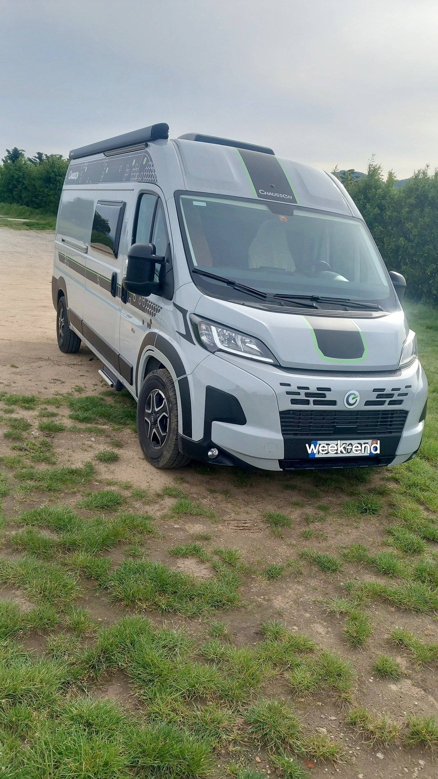 Front view from 3/4 Fiat - Yescapa