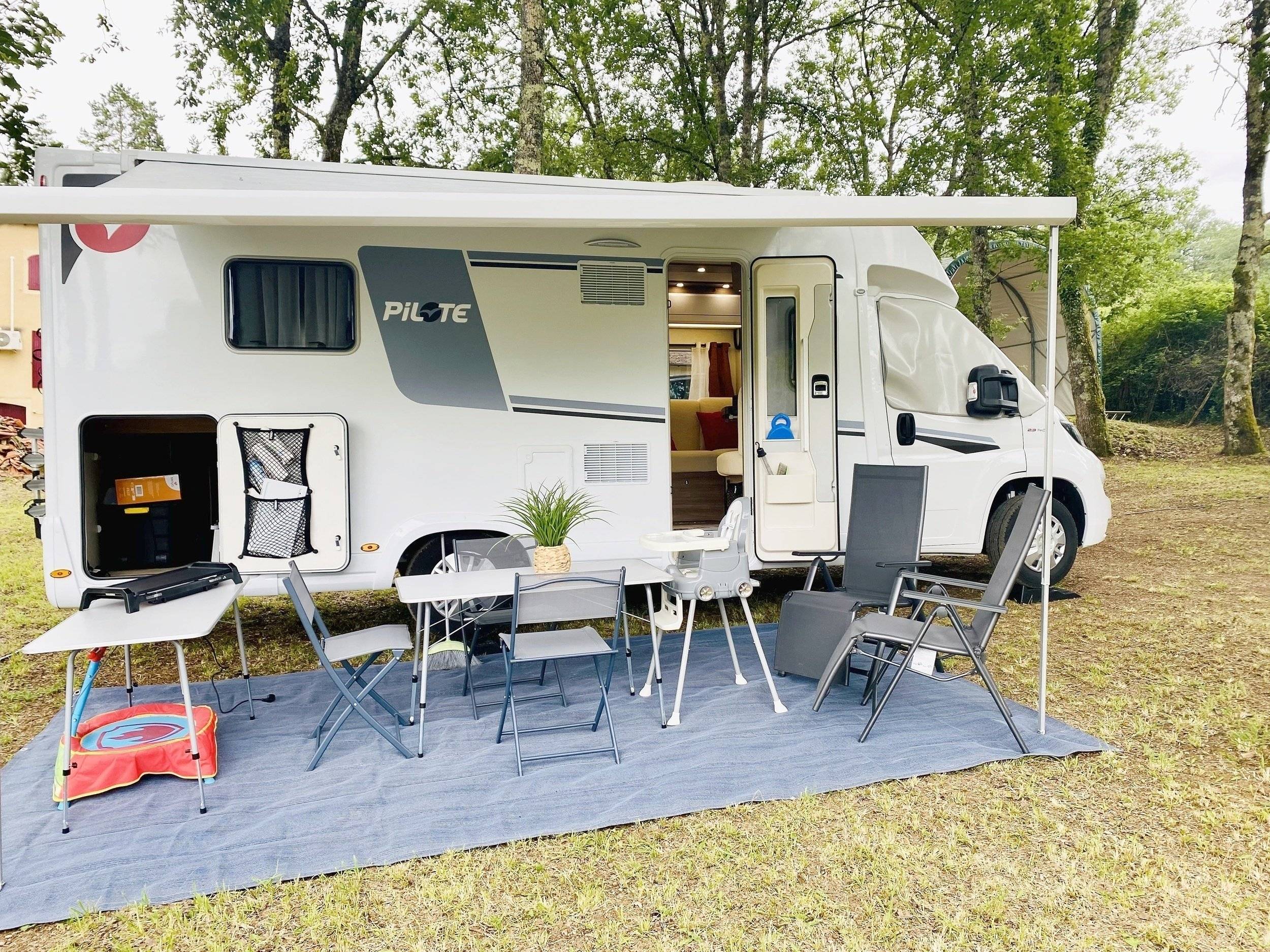 Pilote P726 FC Evidence 