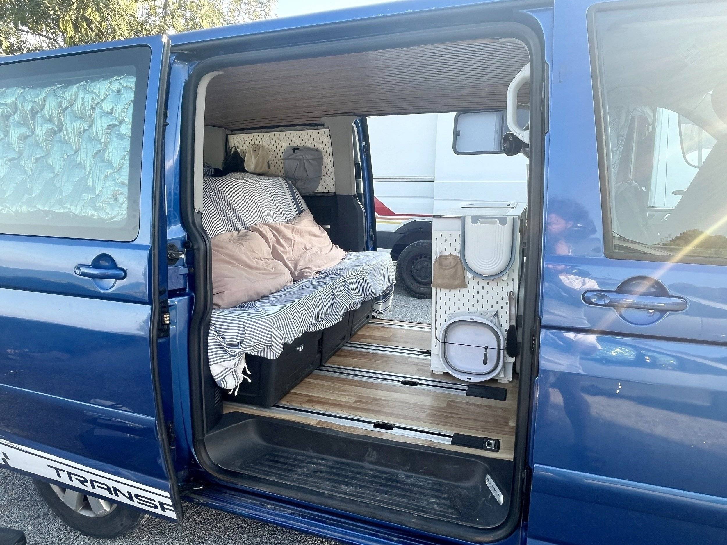 Berth Volkswagen 2,5l TDI 130 ch - Yescapa