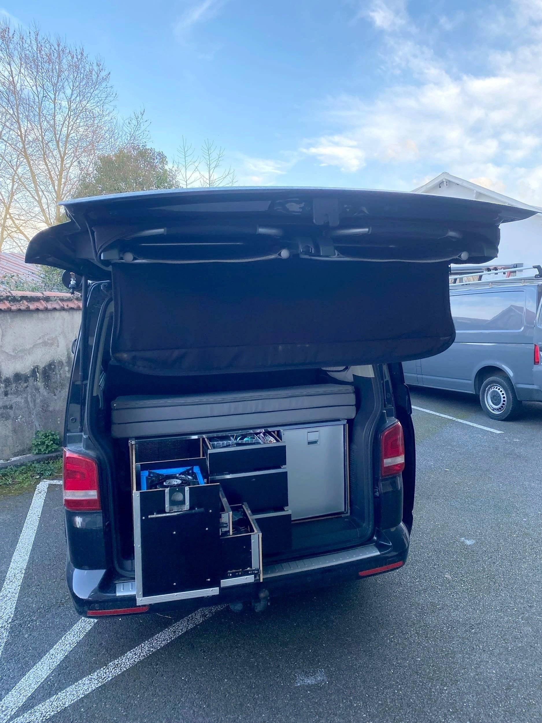 Volkswagen T5 2 l 180 ch