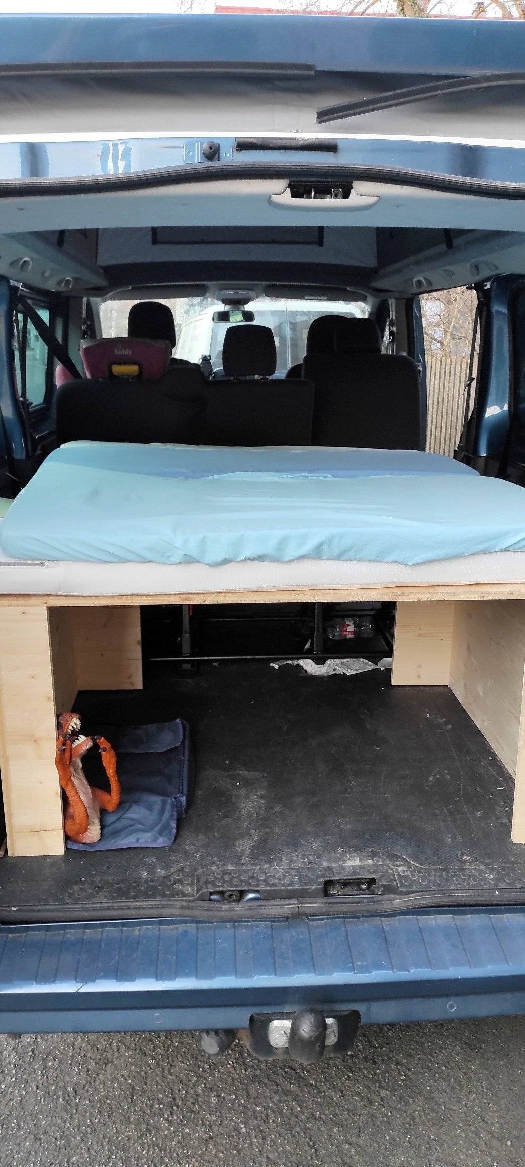 Opel Vivaro H1L2 1,6 l 120 ch