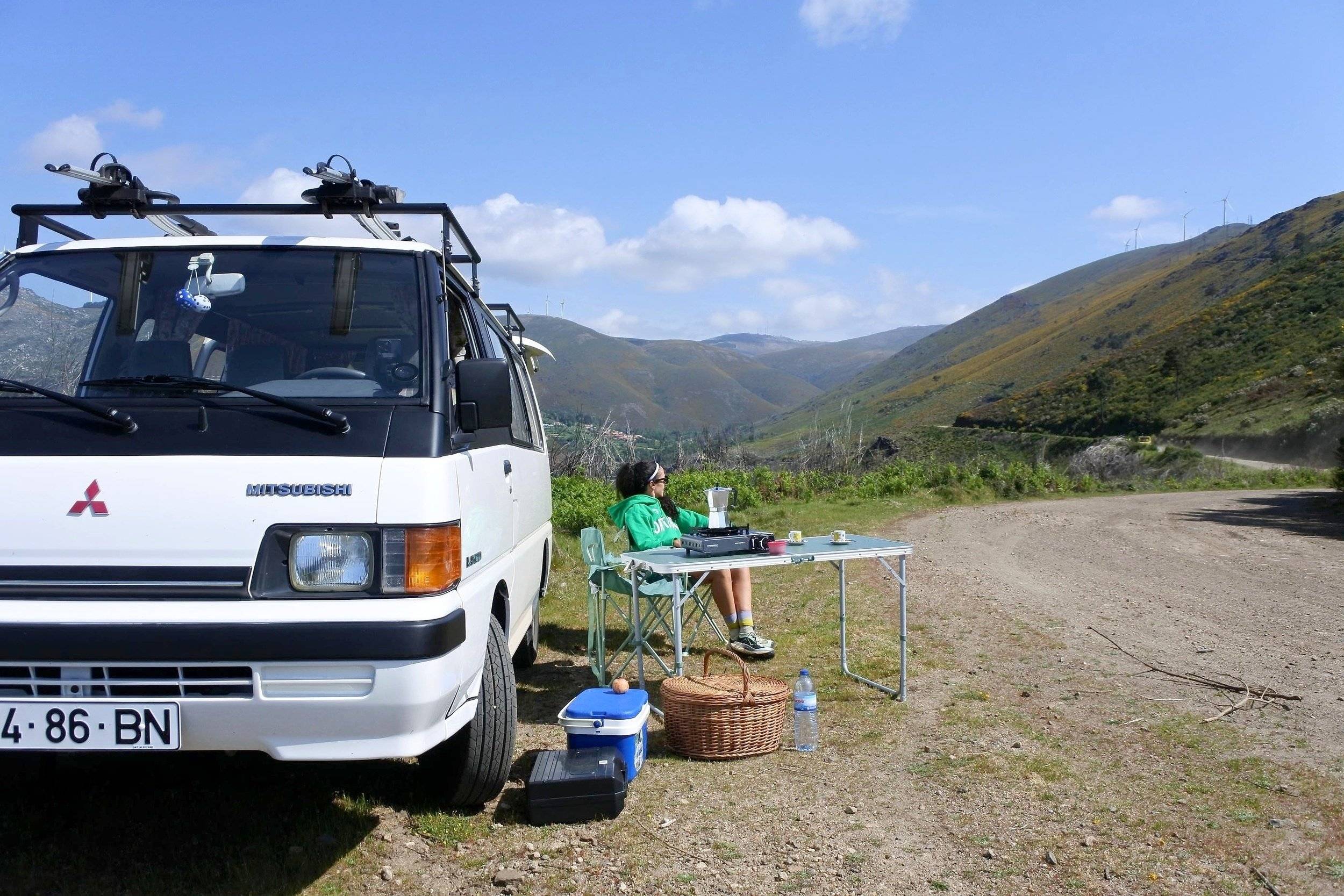 Mitsubishi L300