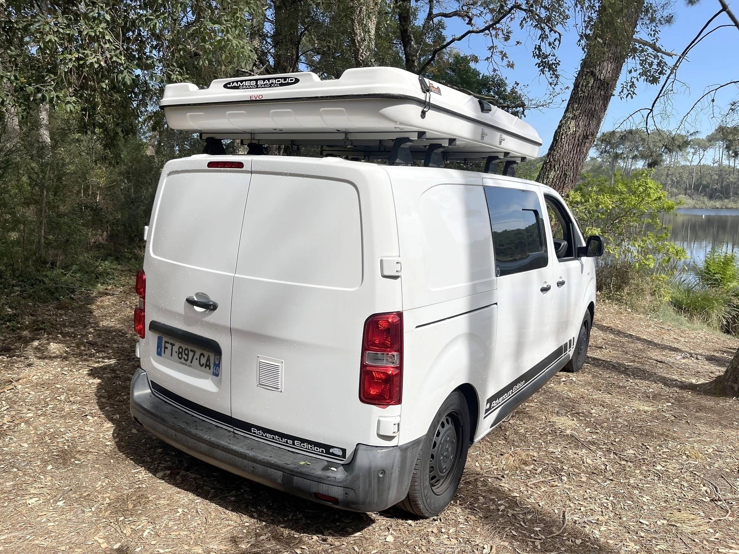 Concept Van Loisirs Expert 180 ch eat8