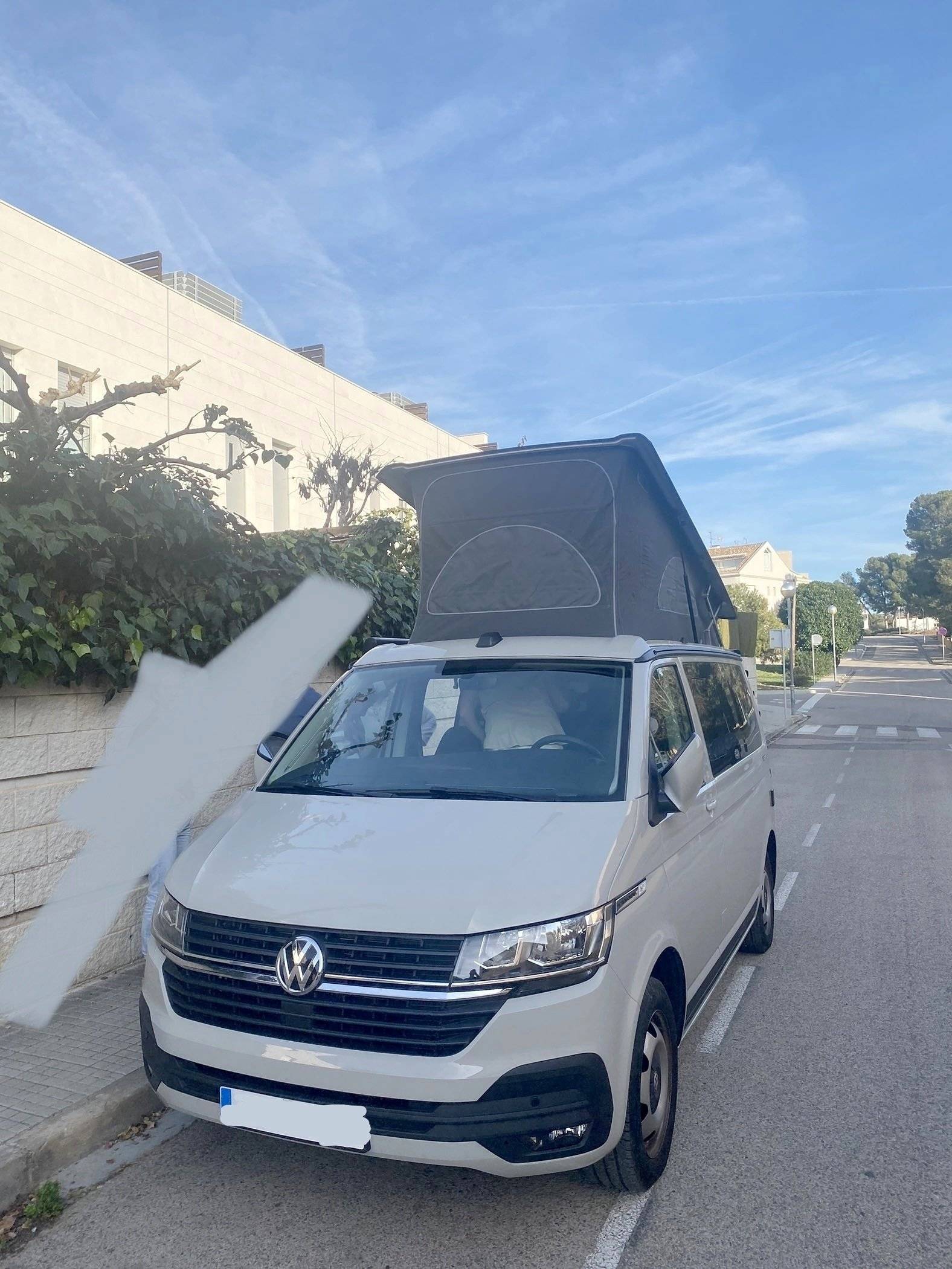 Location Van Mataró Volkswagen California T6.1 73163 Yescapa