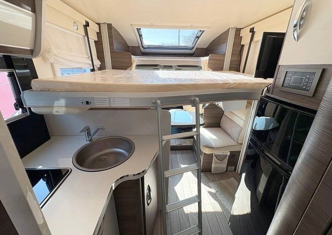 Mclouis Yearling 89 g