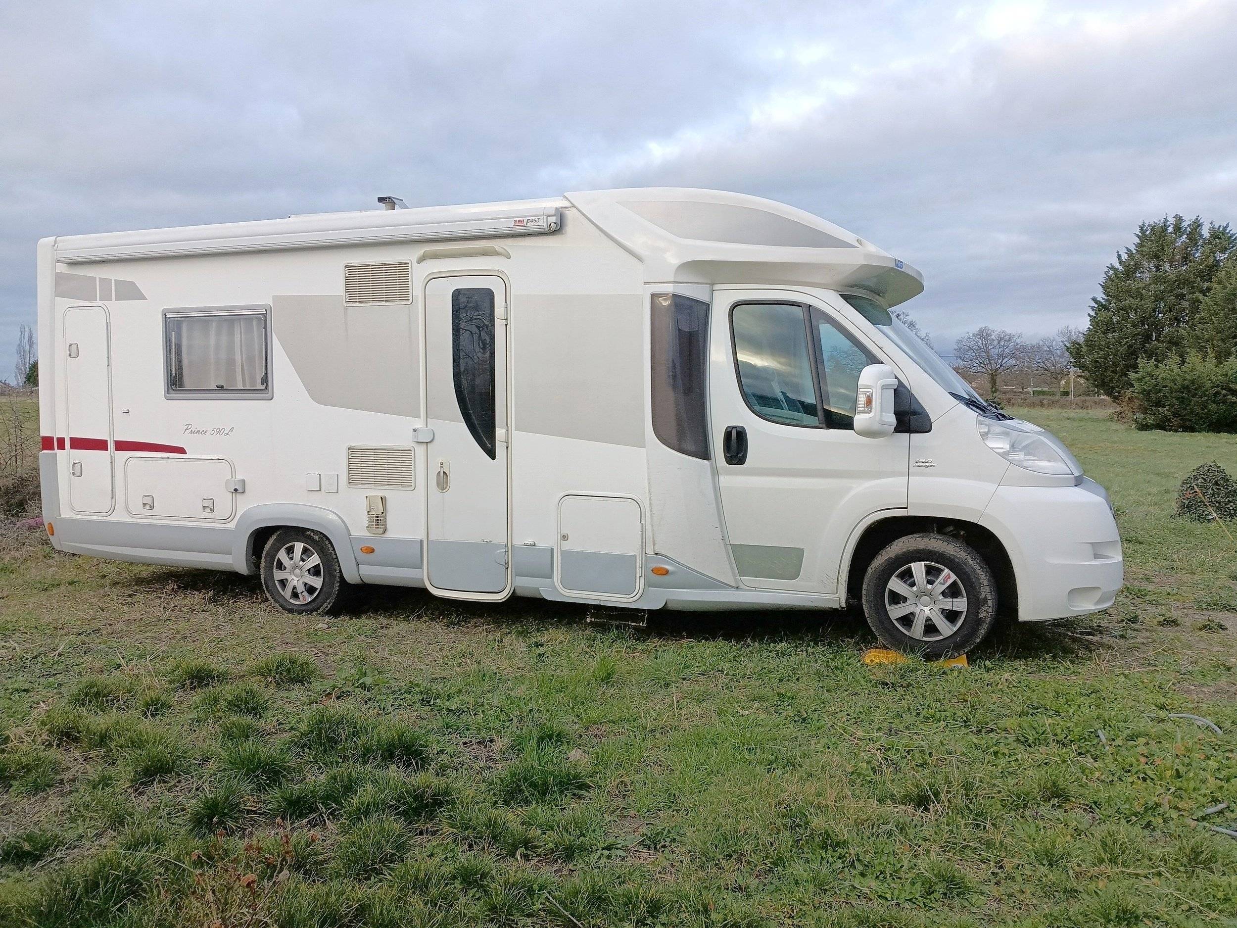 Elnagh 2,3 l 130 ch