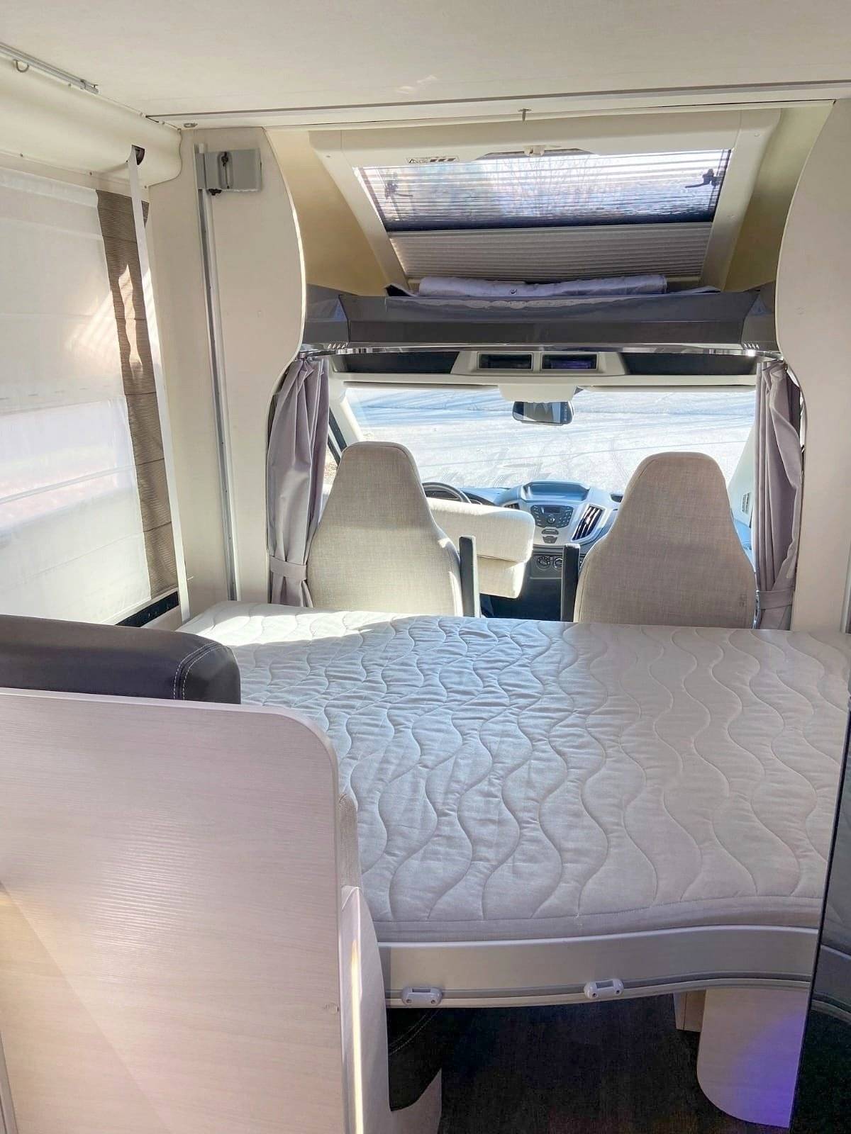 llits Ford transit 2.0tdi 170cv - Yescapa