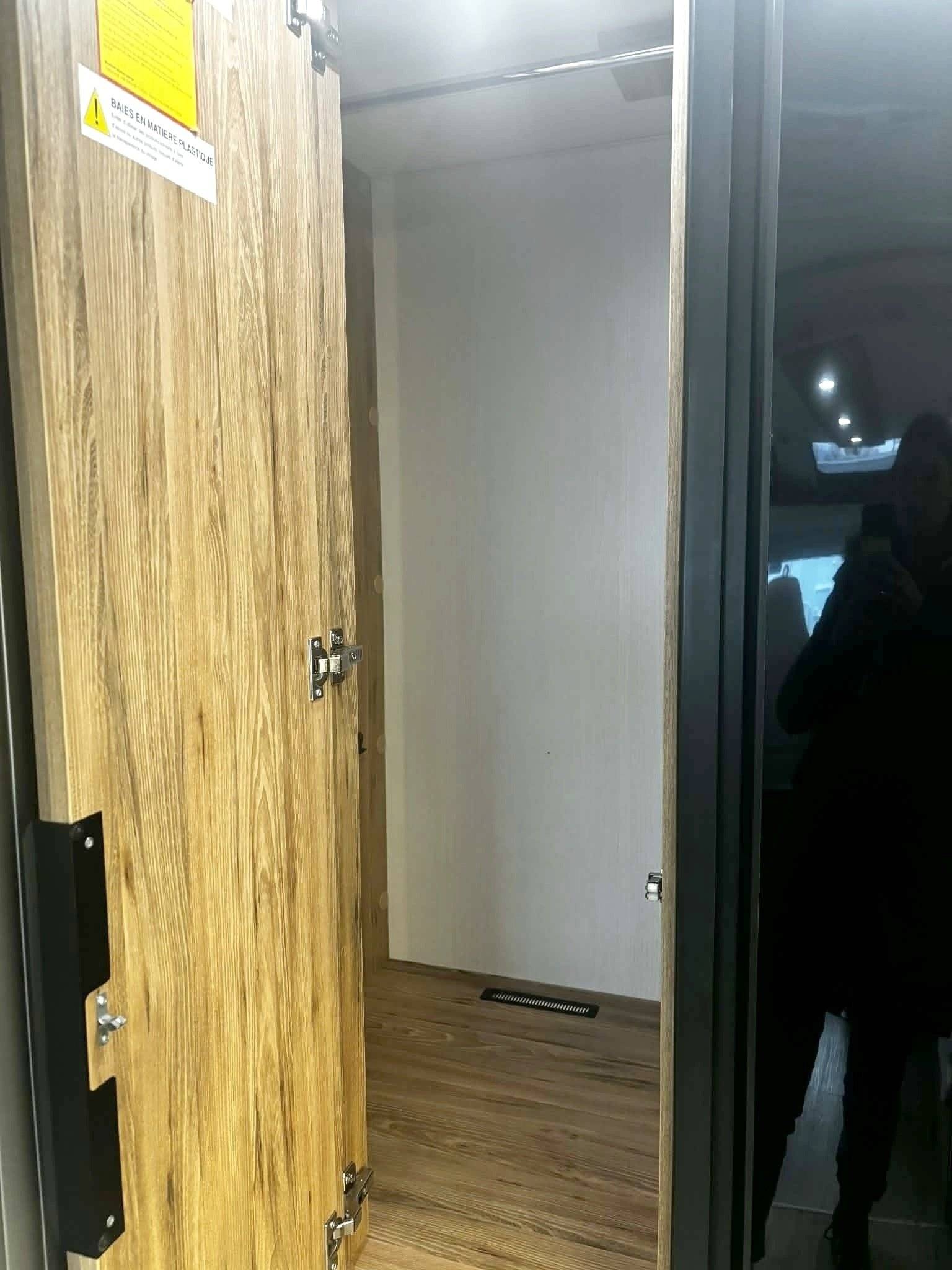 Bavaria BAVARIA T696D