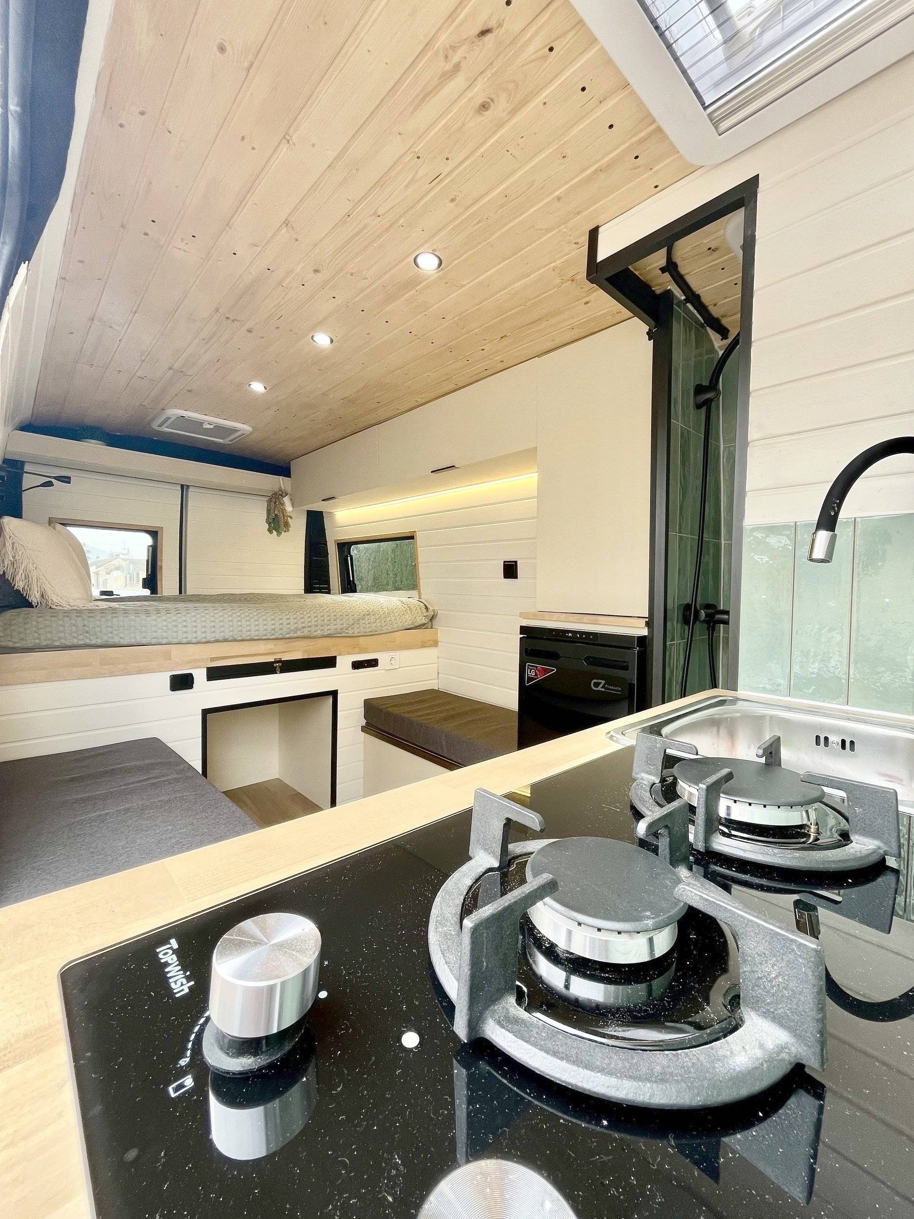 PEUGEOT Boxer 2,0 l 130 ch