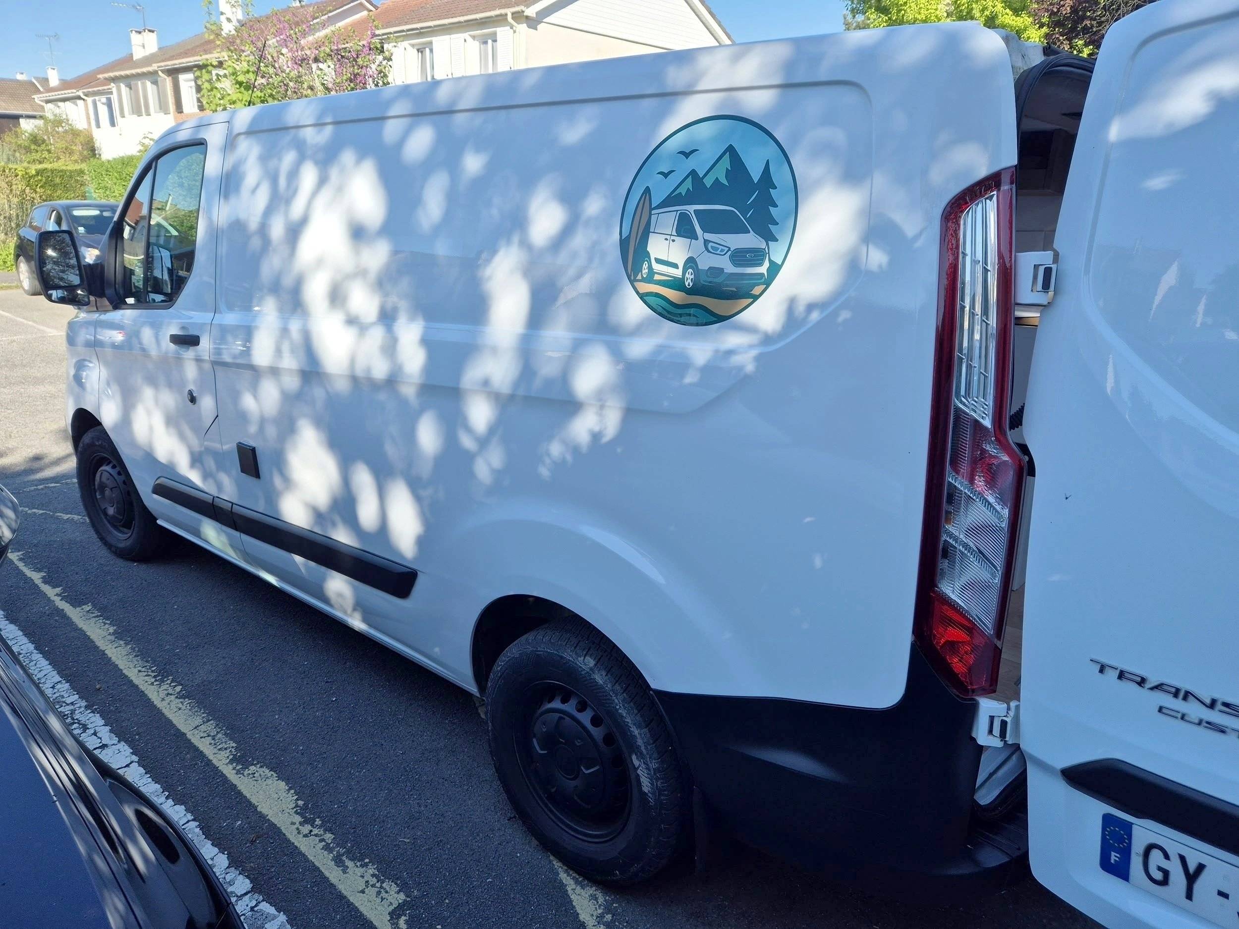 Ford Custom 2,0 l 130 ch