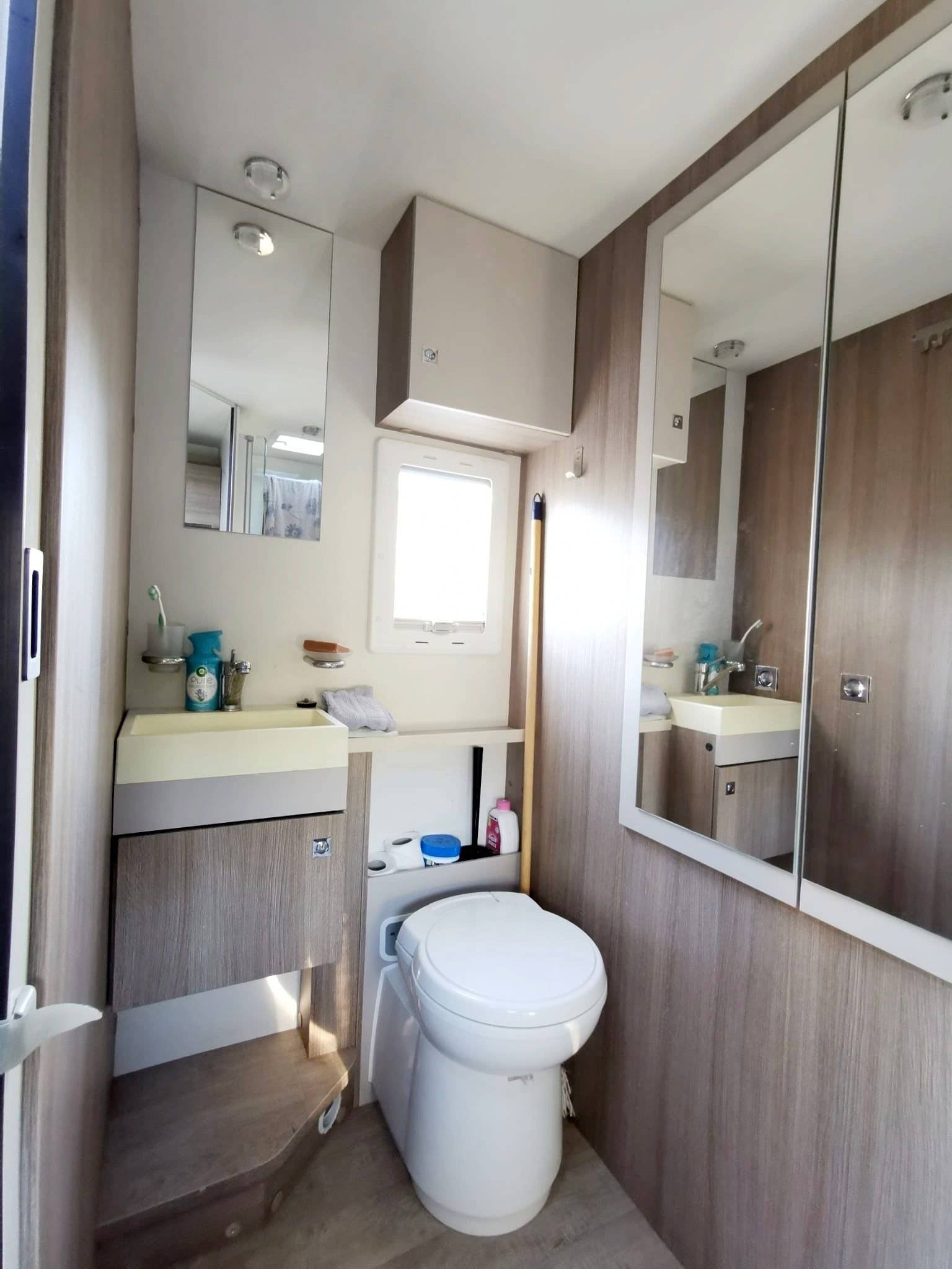 Challenger genesis 290 special edition