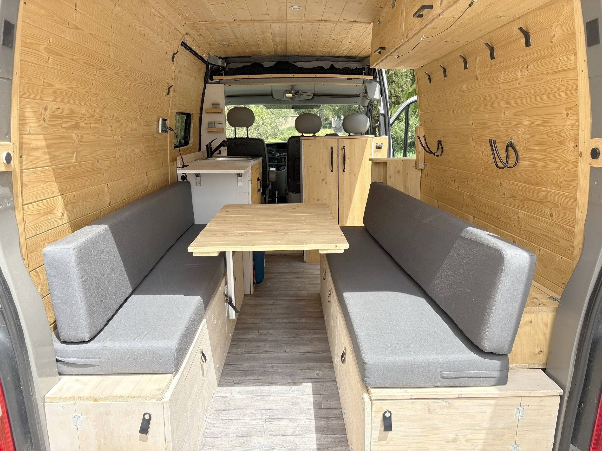 Essecke Opel OPEL Movano L2H2 - Yescapa