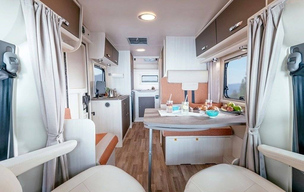 Dinette Renault Renault Master - Yescapa
