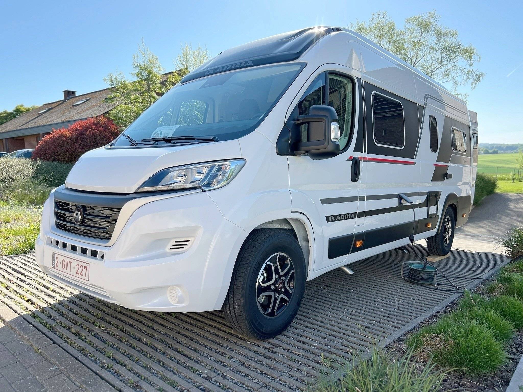 Adria Adria twin 640 sport SGX