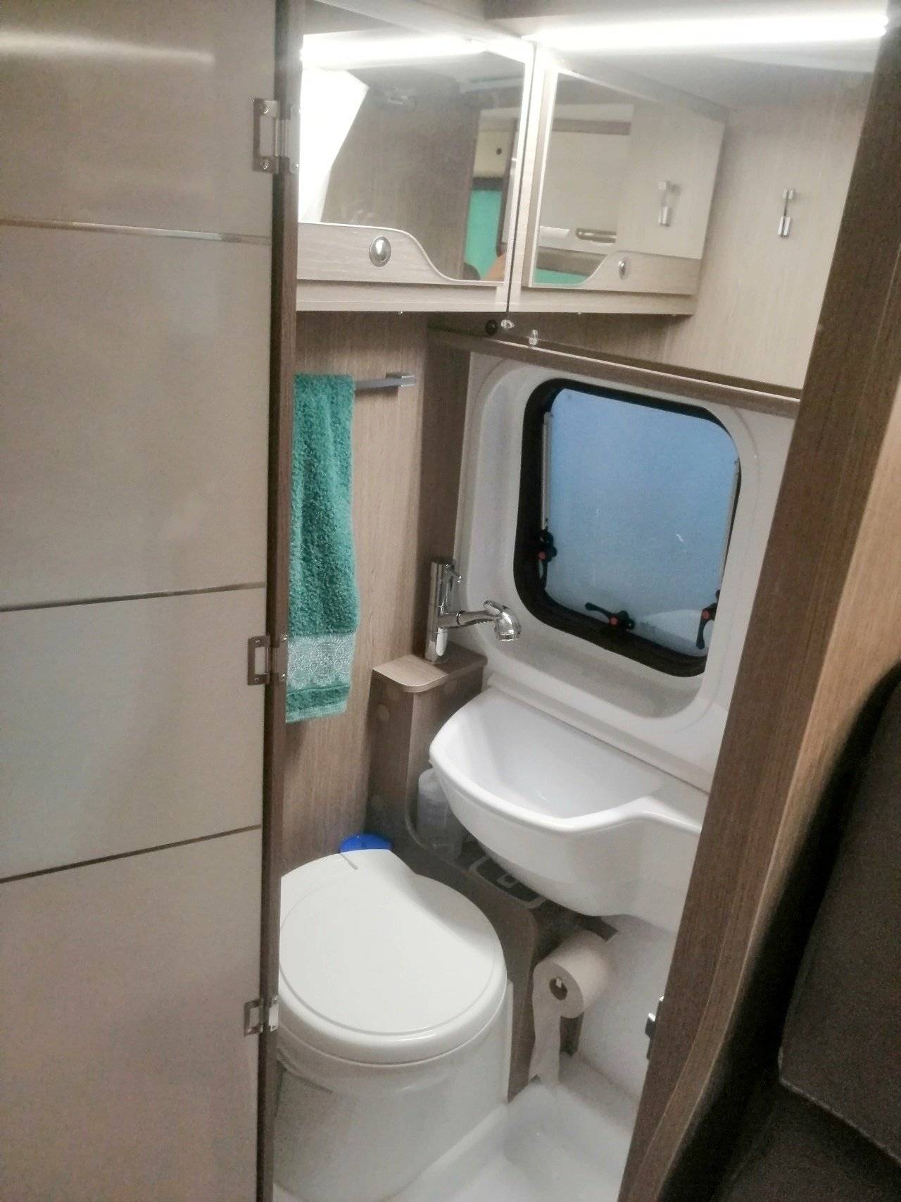 Challenger VANY 114 MAX