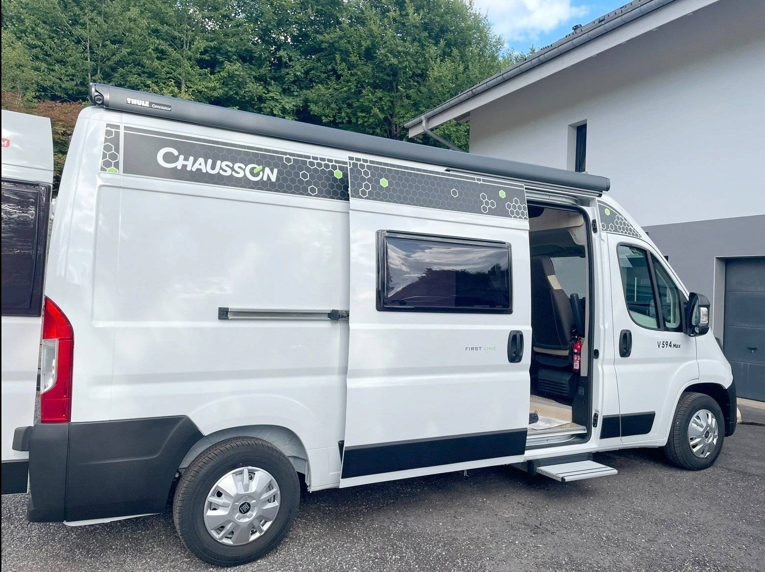 Front view from 3/4 Fiat - Yescapa