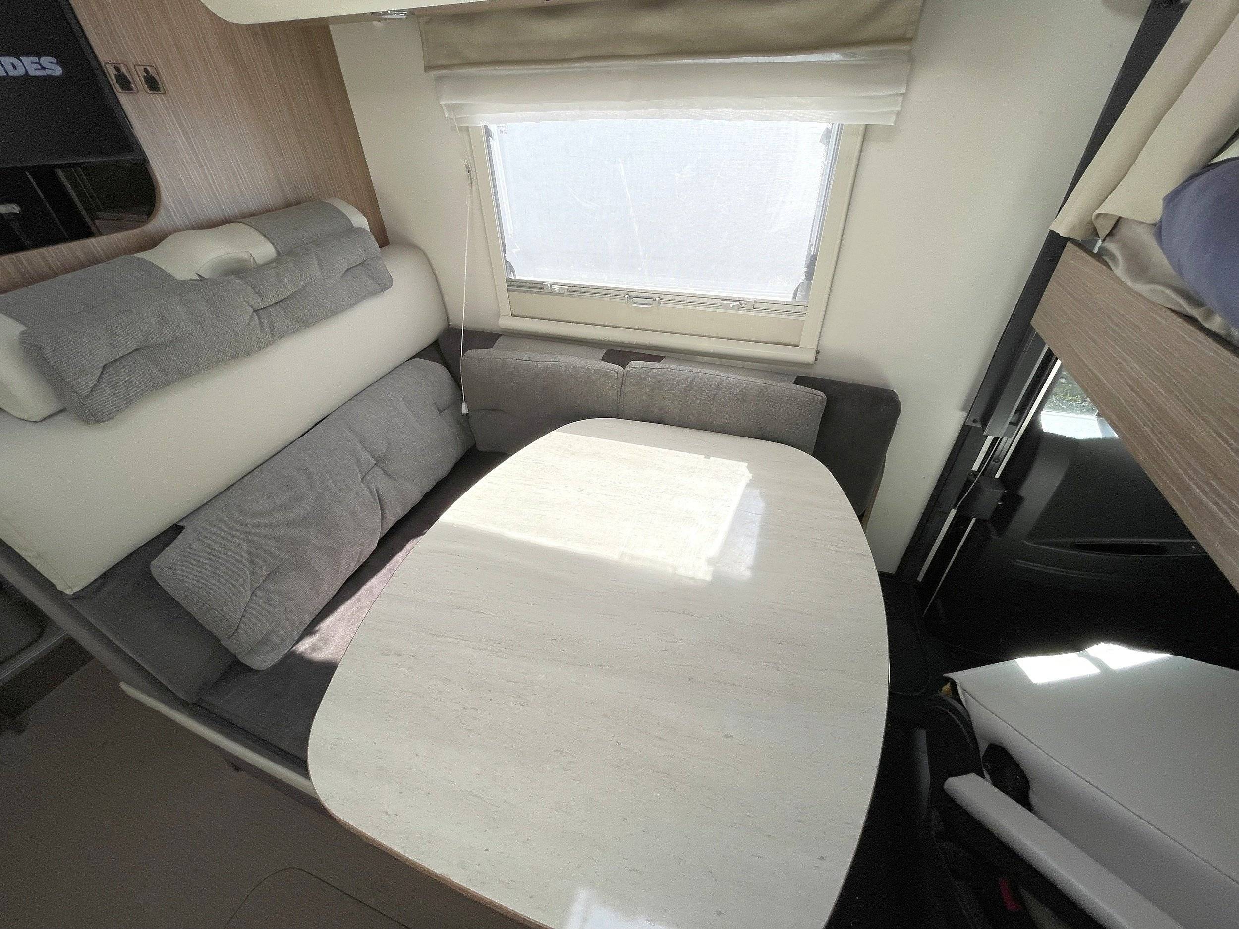 Comedor Fiat 120 cv - Yescapa