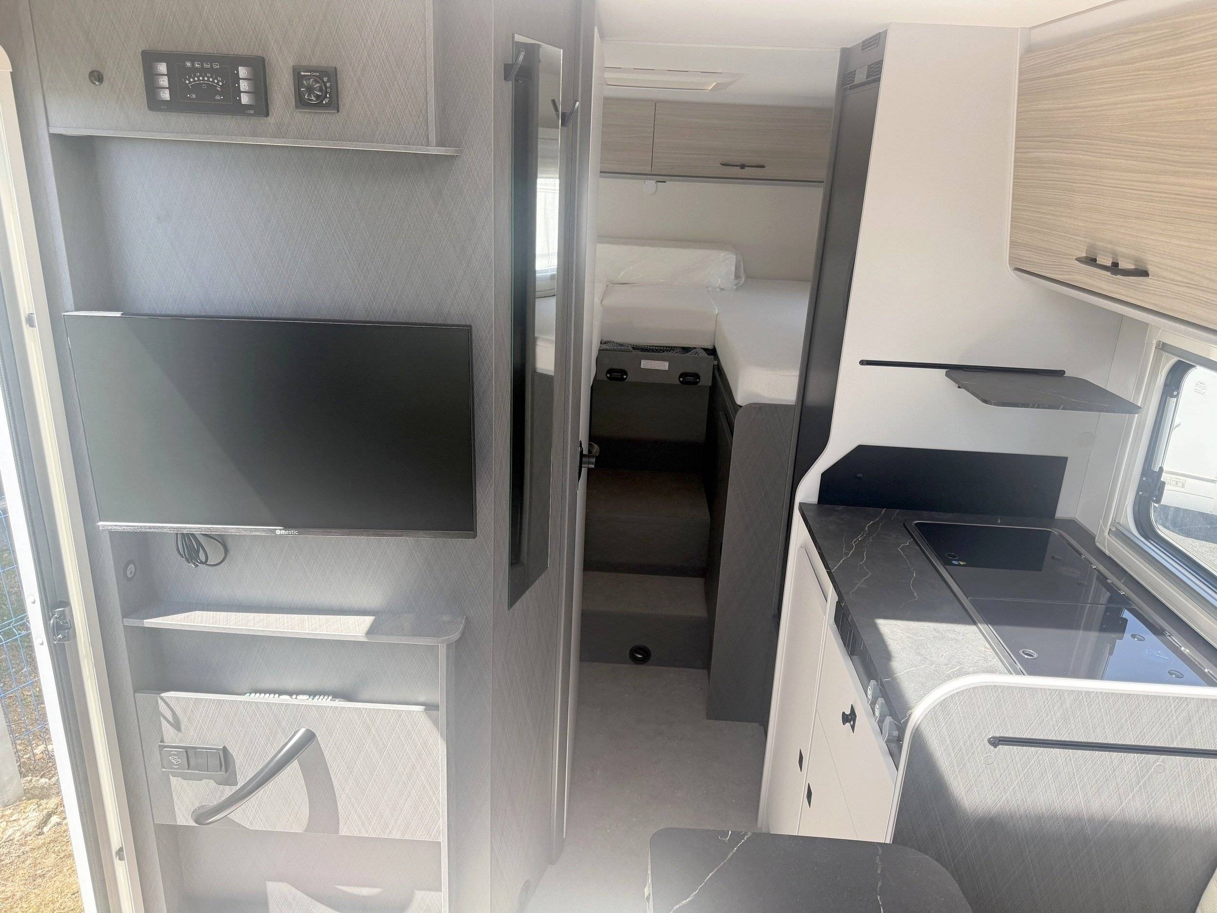 Área de jantar Ford Ford Transit - Yescapa