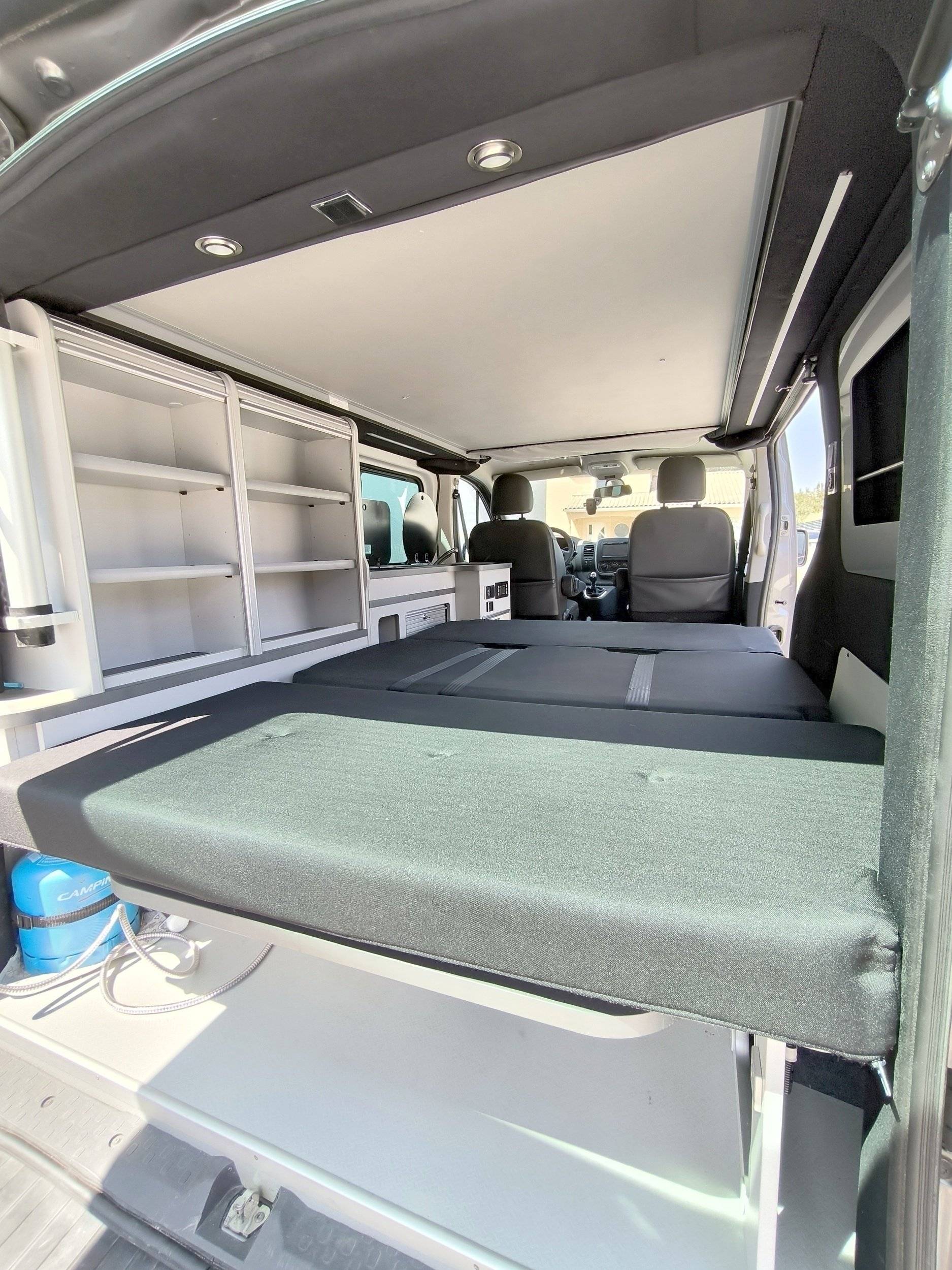 Letti Renault RENAULT TRAFIC III Grand Confort - Yescapa