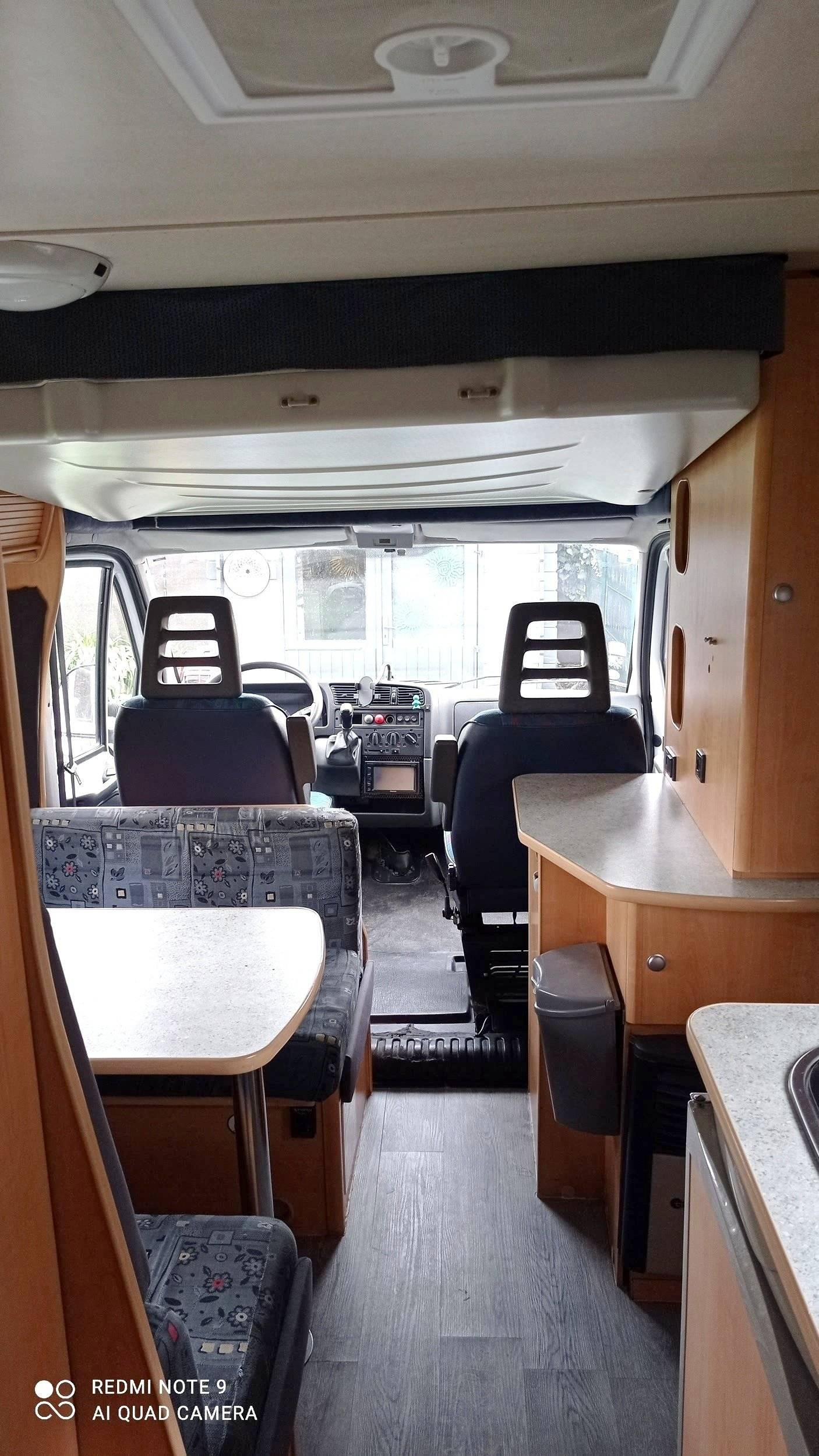Dining Area Fiat FIAT DUCATO - Yescapa
