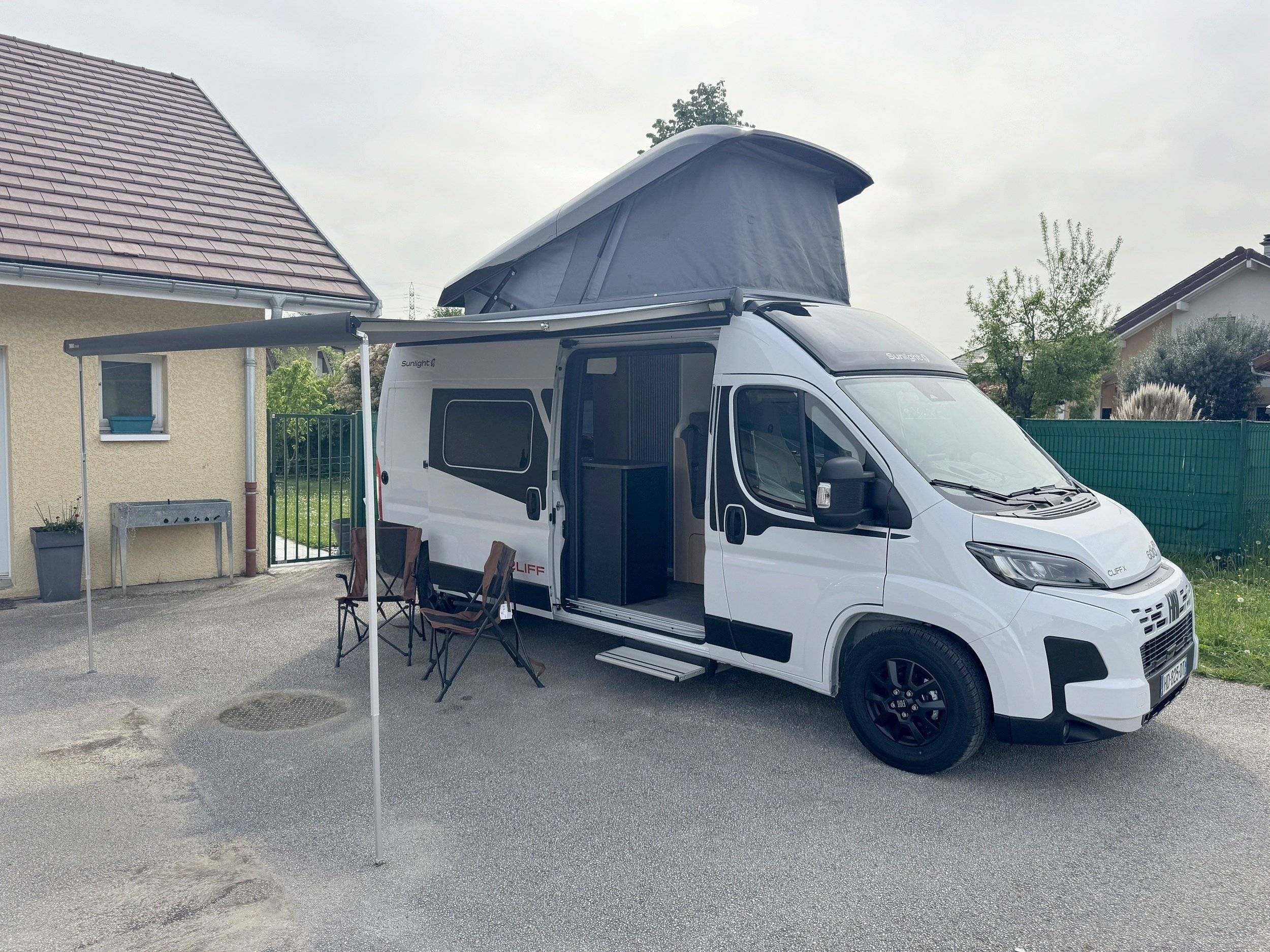 Sunlight Sunlight Cliff 600