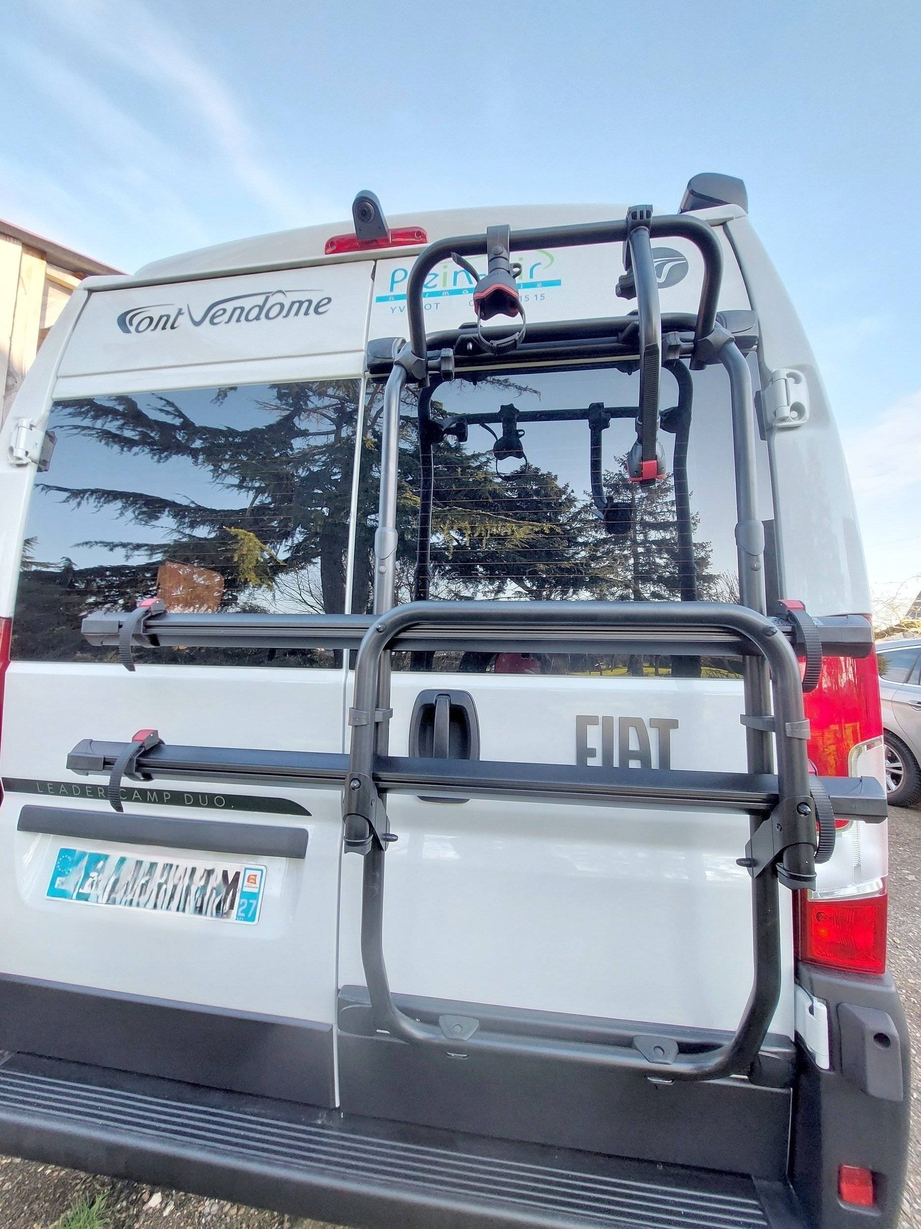 Font Vendôme font vendôme leader camp