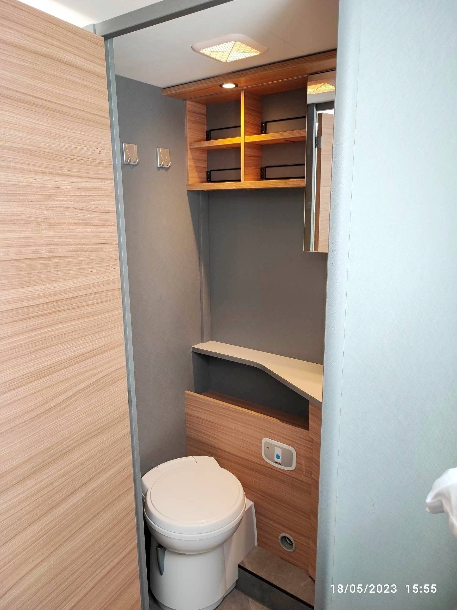 Dethleffs Dethleffs 7052 DBM