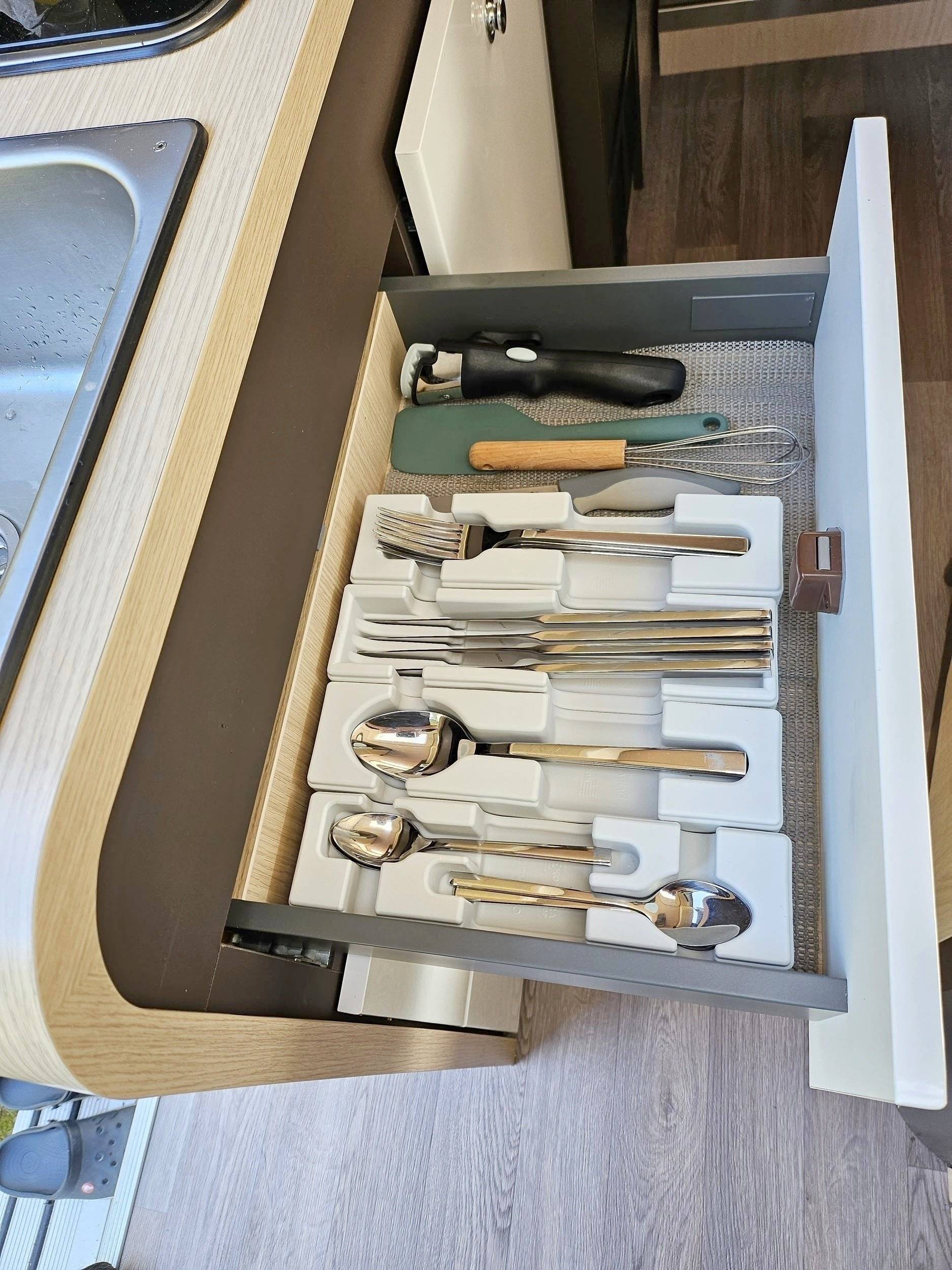 Autostar Autostarvan Lj