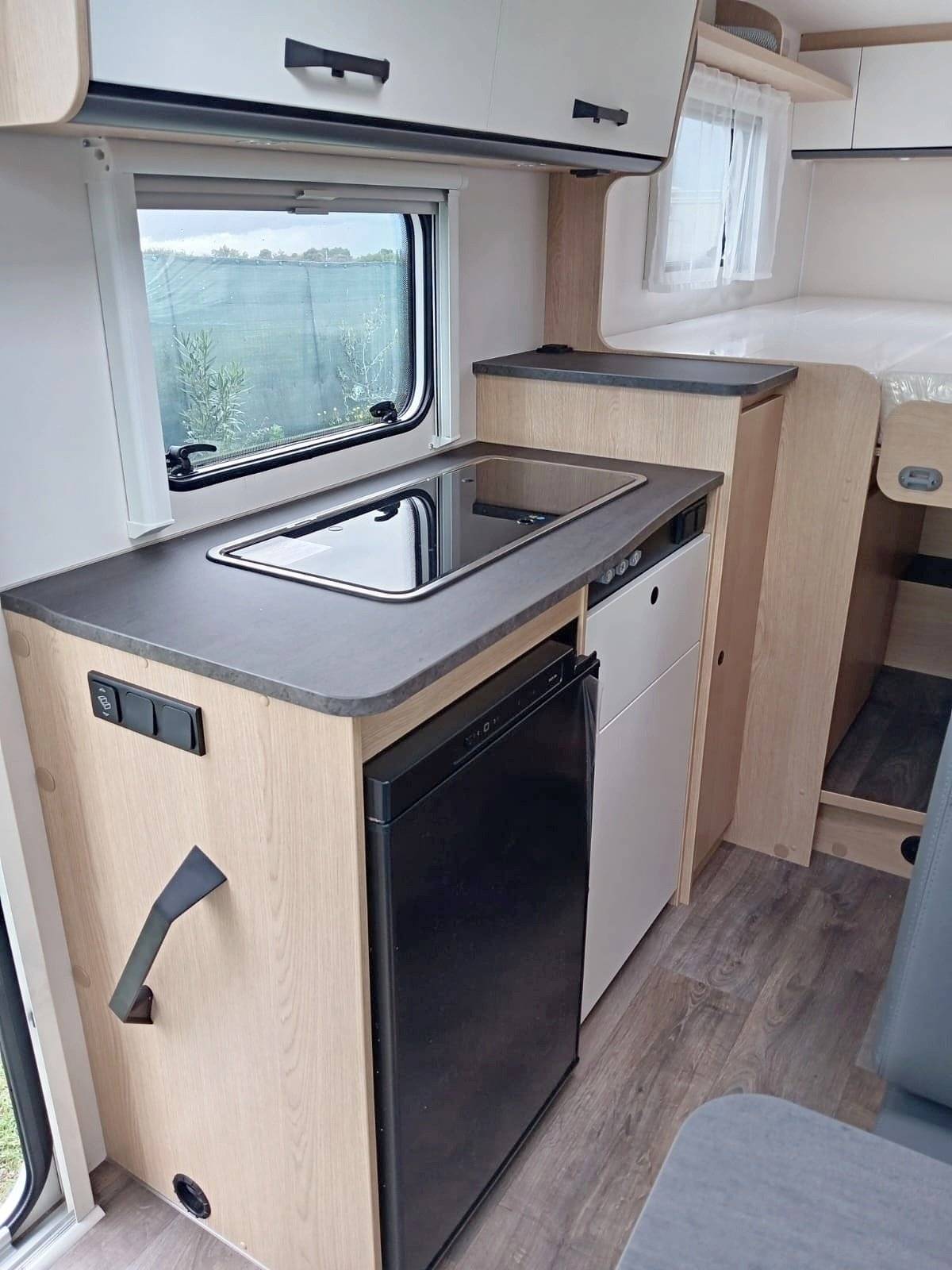 Sunlight V66 Adventure