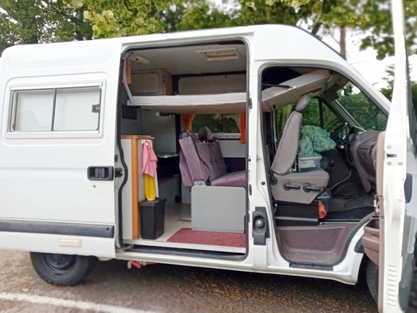 Campérêve Master 2,5 l dCi 100 ch.